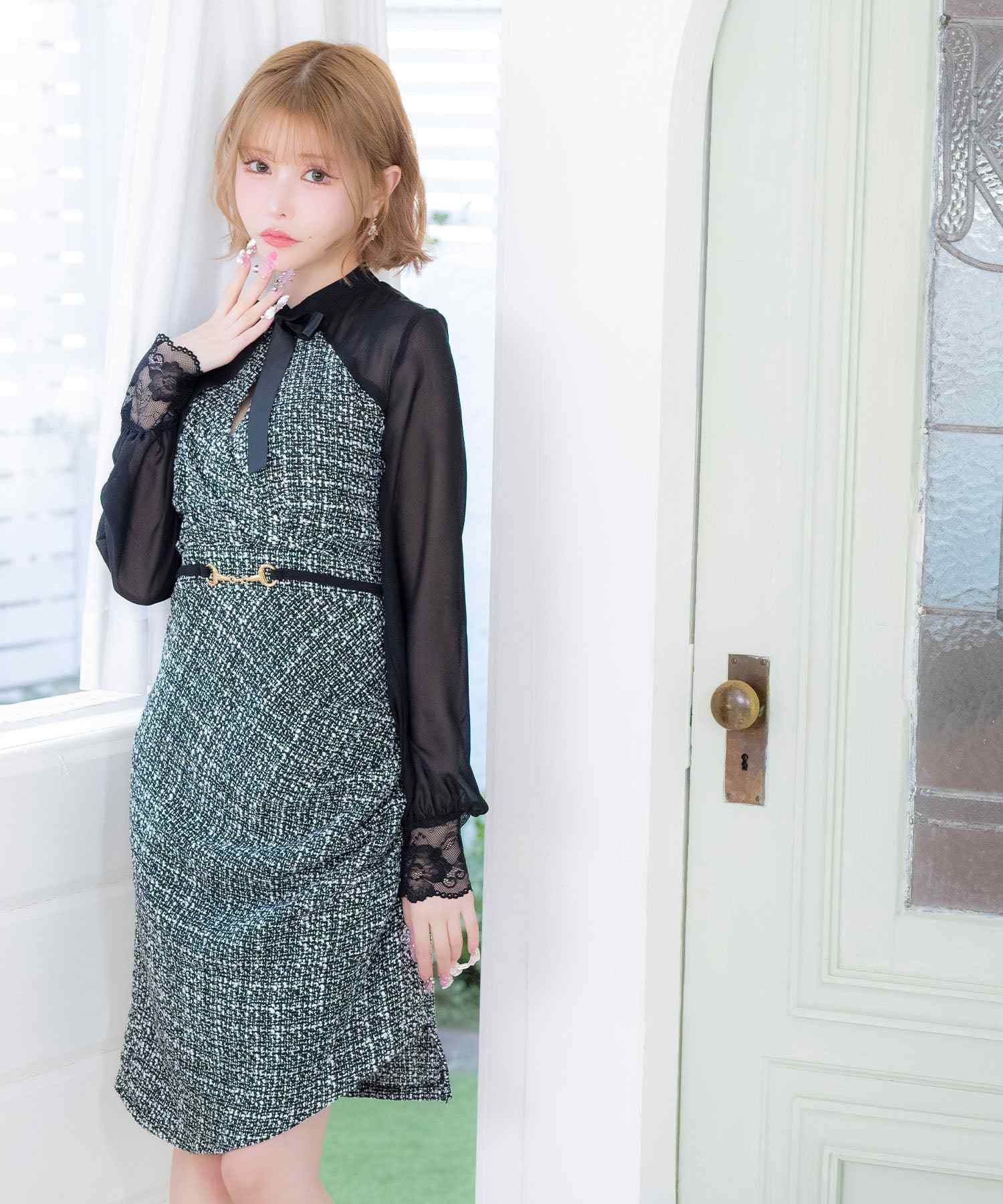 ティカ Tika シースルーウエストベルトパフスリーブツイードアシメネックリボン長袖タイトミニドレス (Sサイズ~XXLサイズ) (ブラック) ブラック