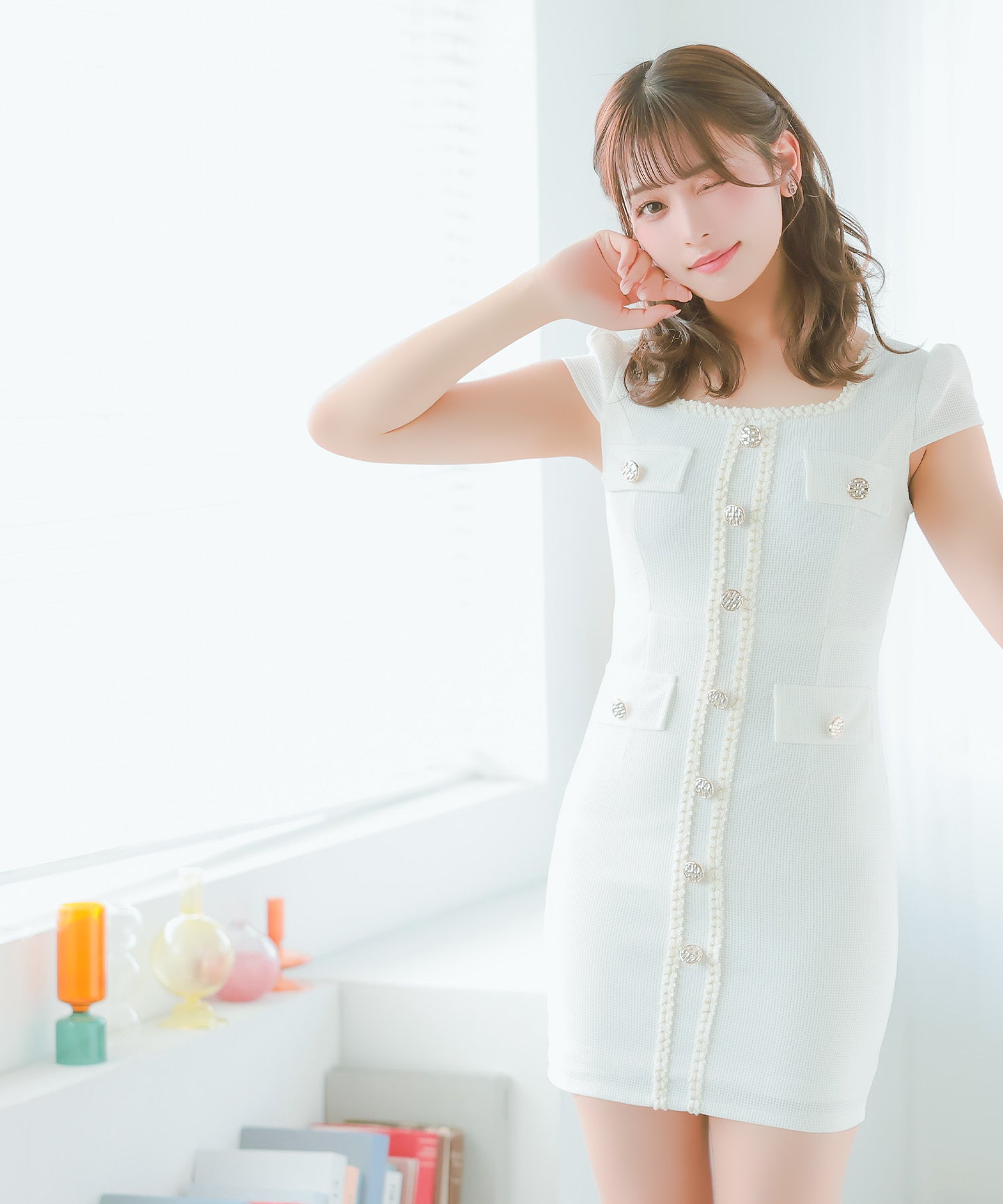 ティカ Tika キャバドレス 半袖 パイピング ゴールドボタン フェイクポケット ストレッチ タイトミニドレス (Sサイズ~XLサイズ) (ホワイト) ホワイト