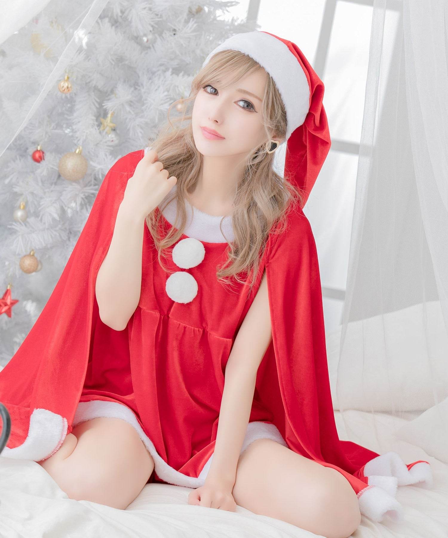 ティカ Tika クリスマスコスプレケープデザイントップス×ショートパンツセットアップサンタコスチューム3点セット【返品不可商品】