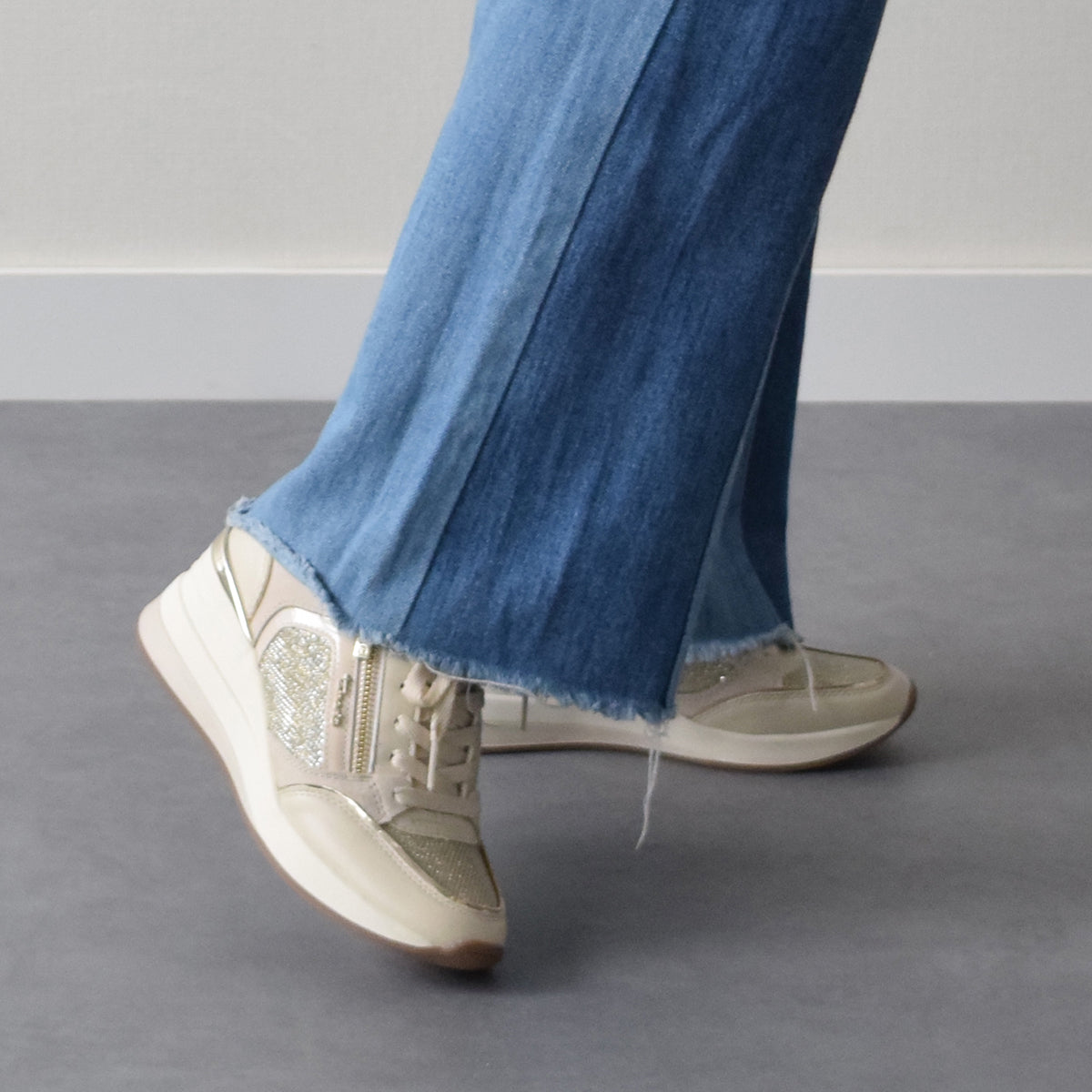 塔馬里斯塔瑪里斯側郵政郵編6厘米腳跟運動鞋