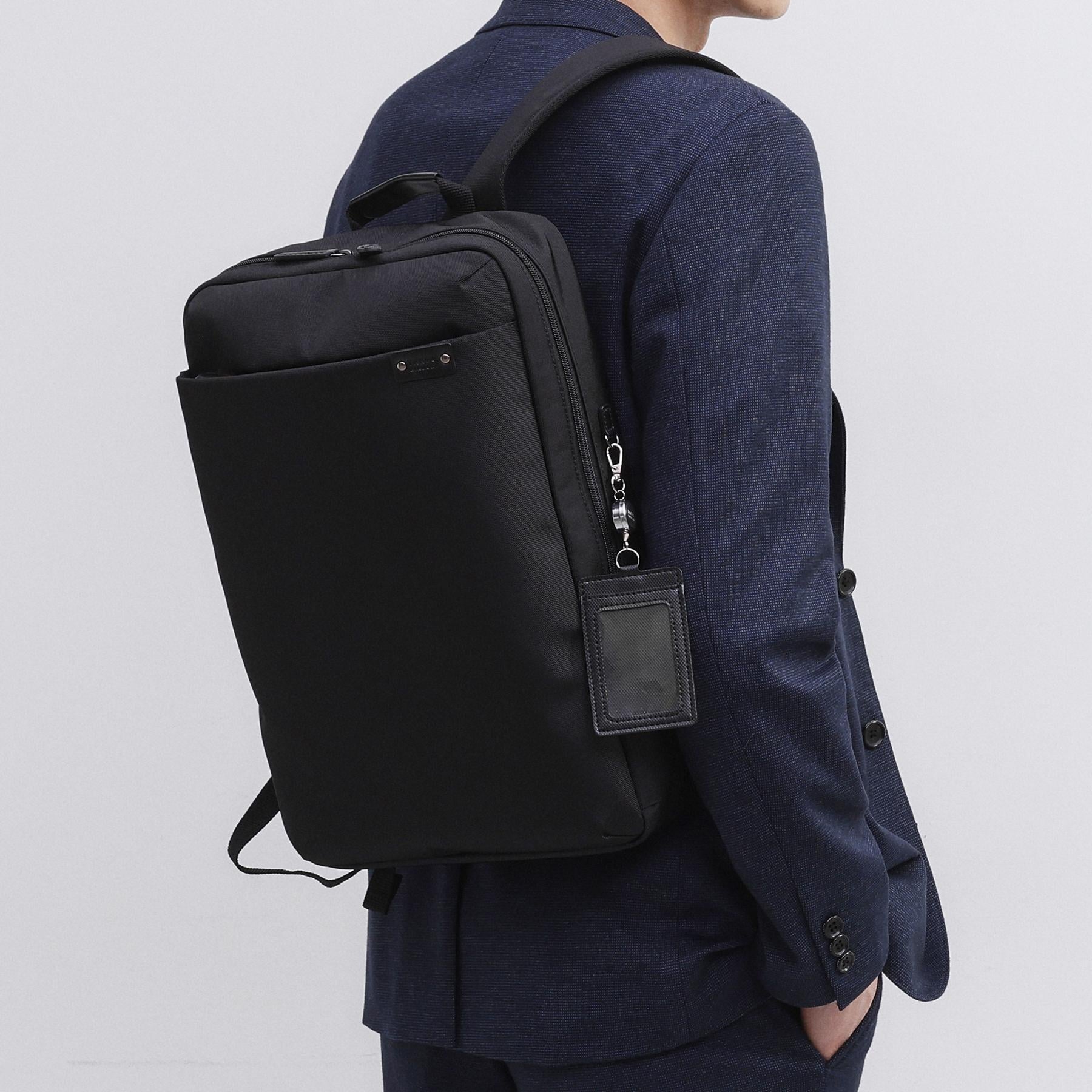 タケオキクチ TAKEO KIKUCHI 【マルシェトート、パスケース、ガジェットポーチ付き】オールインテックパック (ブラック(019)) ブラック(019)