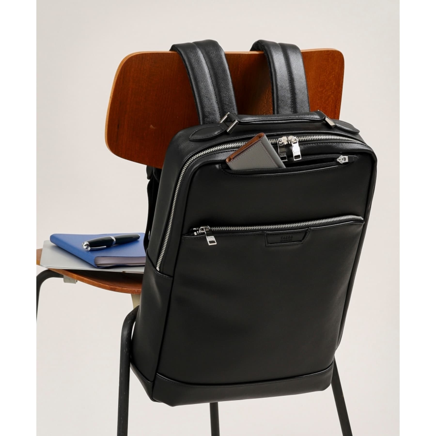 タケオキクチ TAKEO KIKUCHI 【WEB LIMITED】薄マチ 2WAY ビジネス バックパック