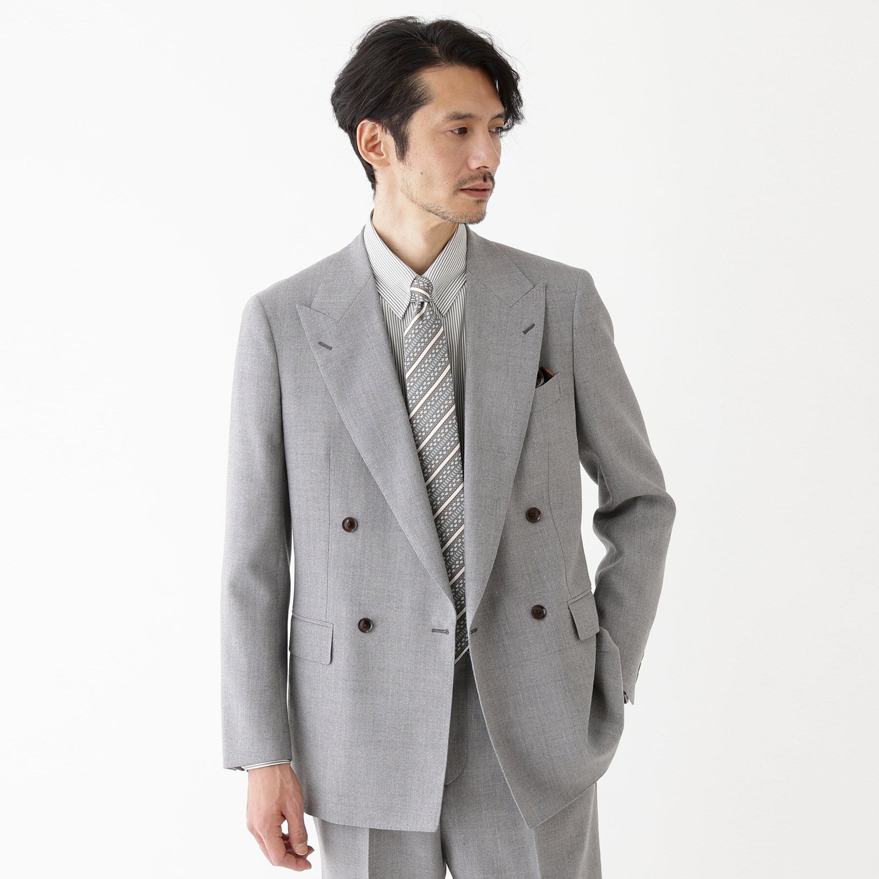 TAKEO KIKUCHI TAKEO KIKUCHI 【THE FLAGSHIP】古巴海灘亞麻 雙排扣西裝