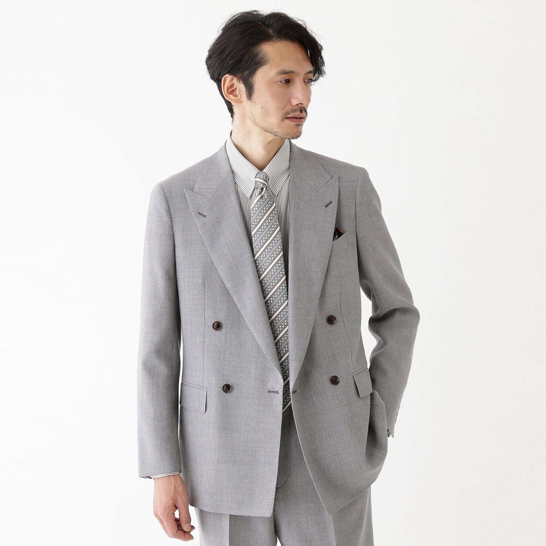 TAKEO KIKUCHI TAKEO KIKUCHI 【THE FLAGSHIP】古巴海灘亞麻 雙排扣西裝