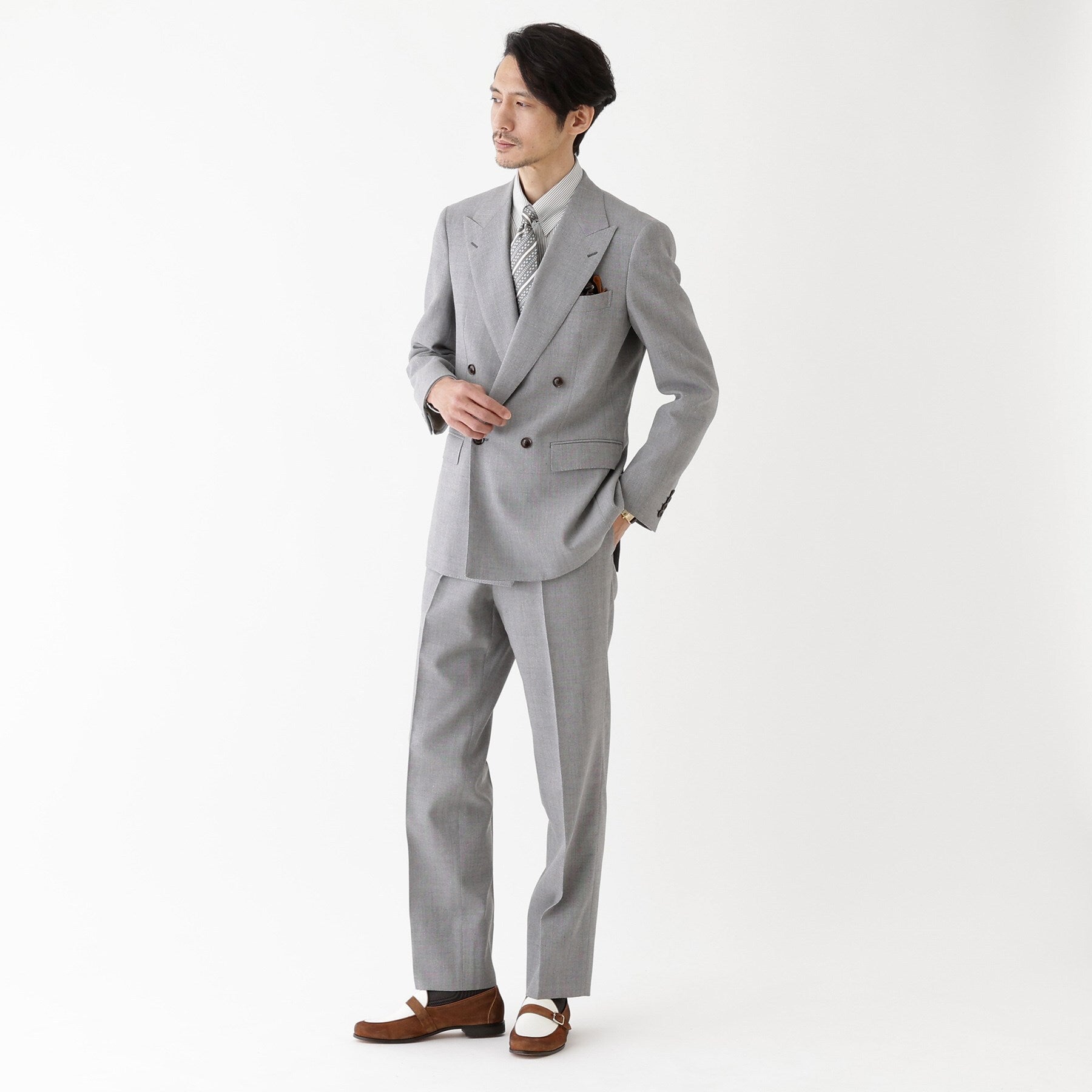 TAKEO KIKUCHI TAKEO KIKUCHI 【THE FLAGSHIP】古巴海灘亞麻 雙排扣西裝