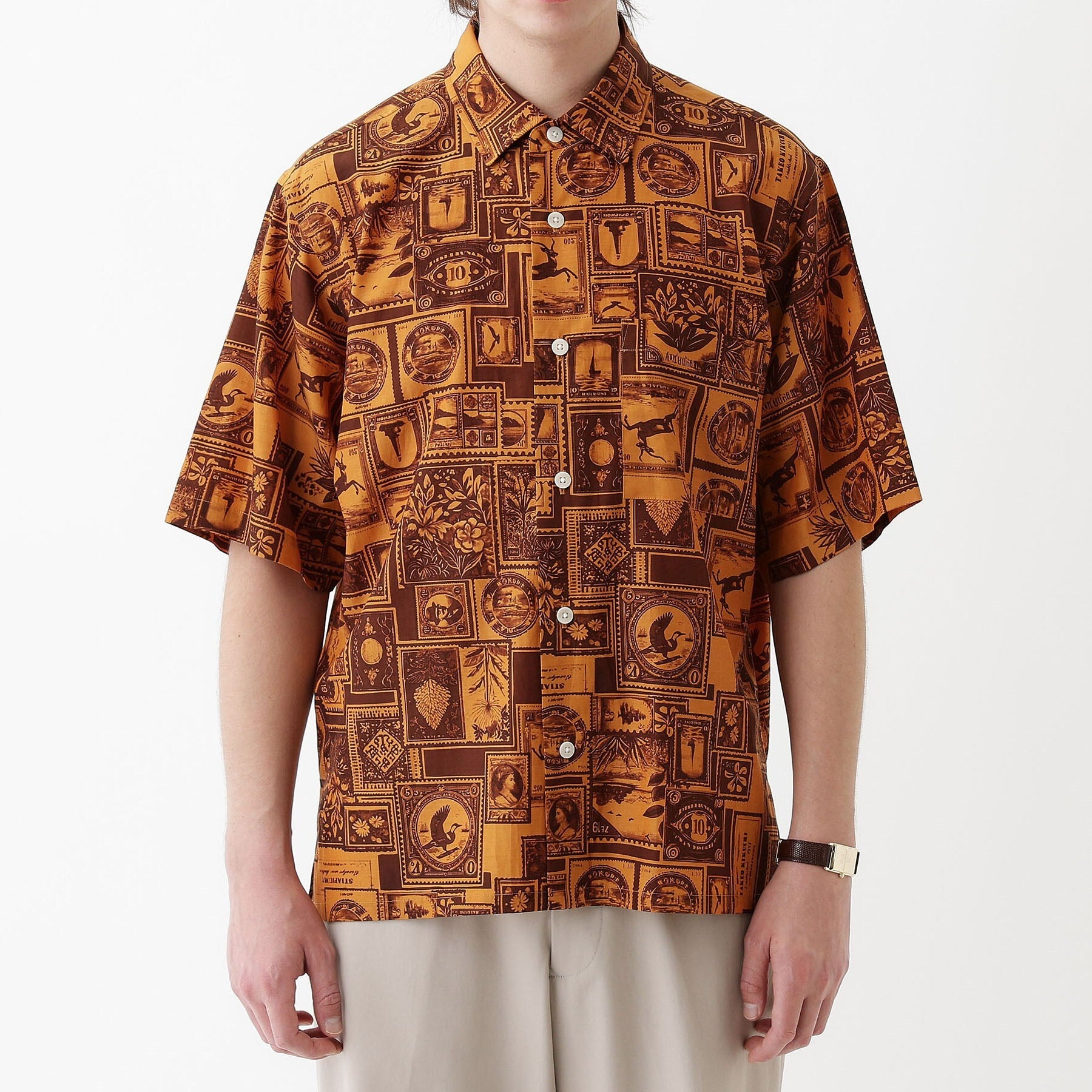 タケオキクチ TAKEO KIKUCHI 【THE FLAGSHIP】アーカイブ切手柄半袖シャツ (アイボリー(104)) アイボリー(104)