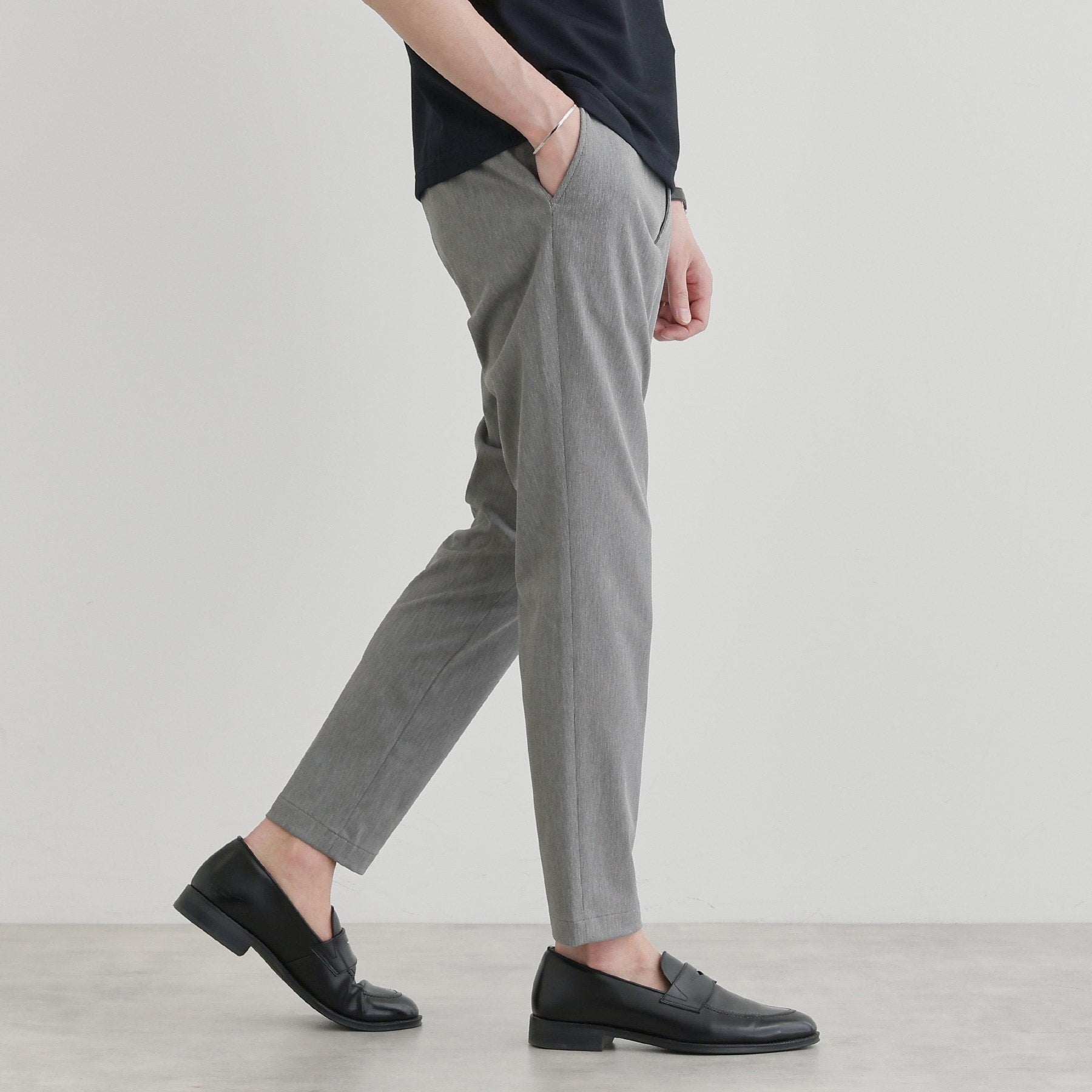 タケオキクチ TAKEO KIKUCHI 【LIMITED】WONDER SHAPE 360°ストレッチ スリムテーパードパンツ (カーキ(027)) カーキ(027)