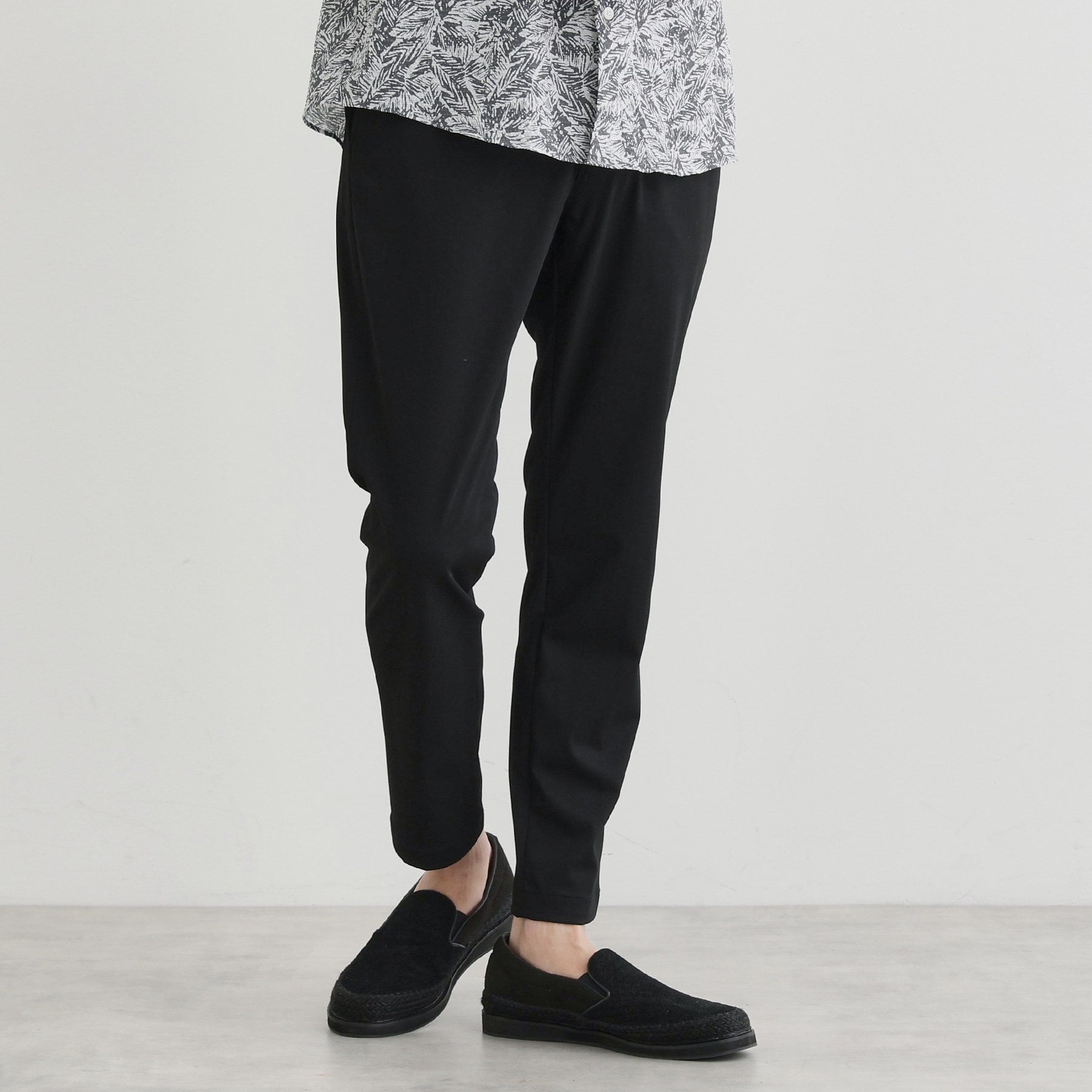 タケオキクチ TAKEO KIKUCHI 【LIMITED】WONDER SHAPE 360°ストレッチ スリムテーパードパンツ (カーキ(027)) カーキ(027)