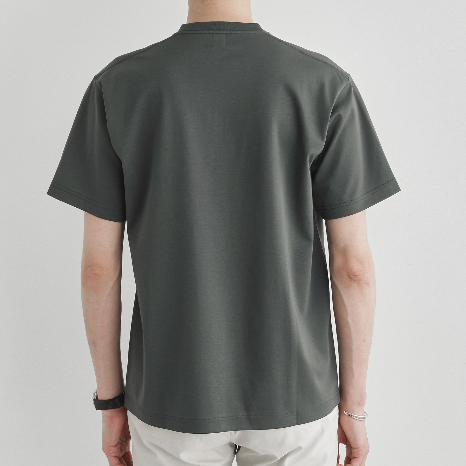 タケオキクチ TAKEO KIKUCHI バープリントポンチTシャツ (チャコールグレー(014)) チャコールグレー(014)