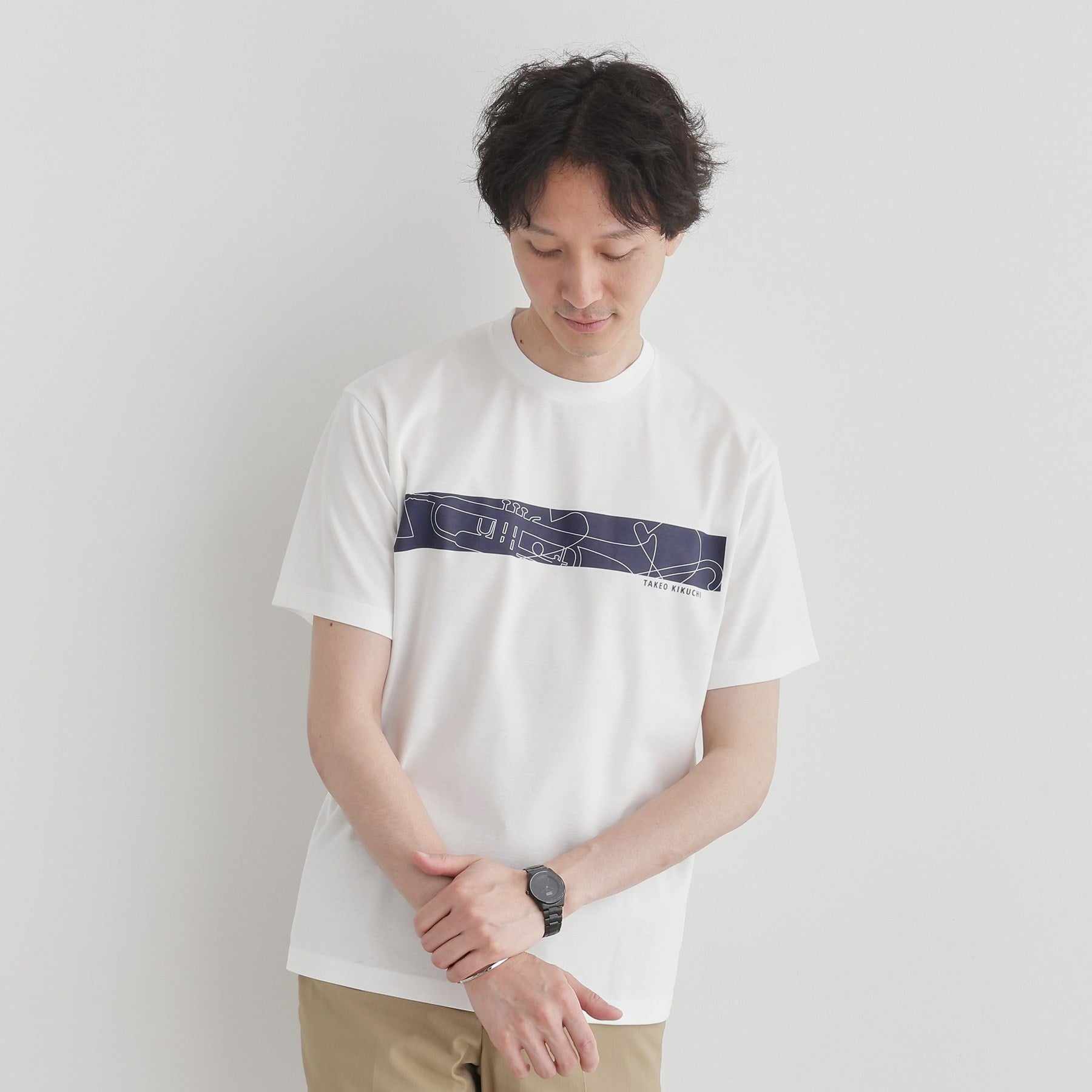 タケオキクチ TAKEO KIKUCHI バープリントポンチTシャツ (チャコールグレー(014)) チャコールグレー(014)
