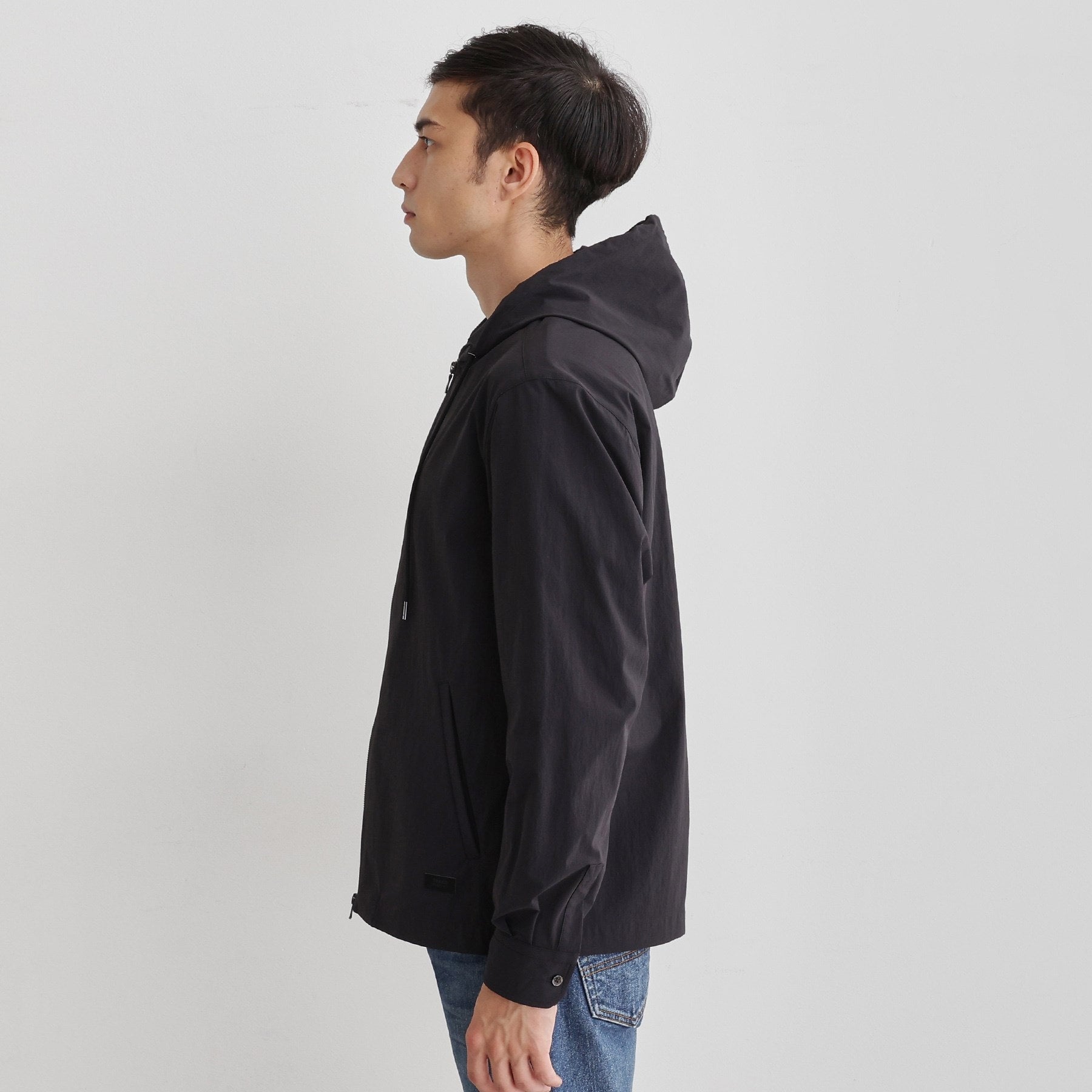 タケオキクチ TAKEO KIKUCHI 【Sサイズ~】360°ストレッチ ジップアップフードブルゾン (ブラック(019)) ブラック(019)