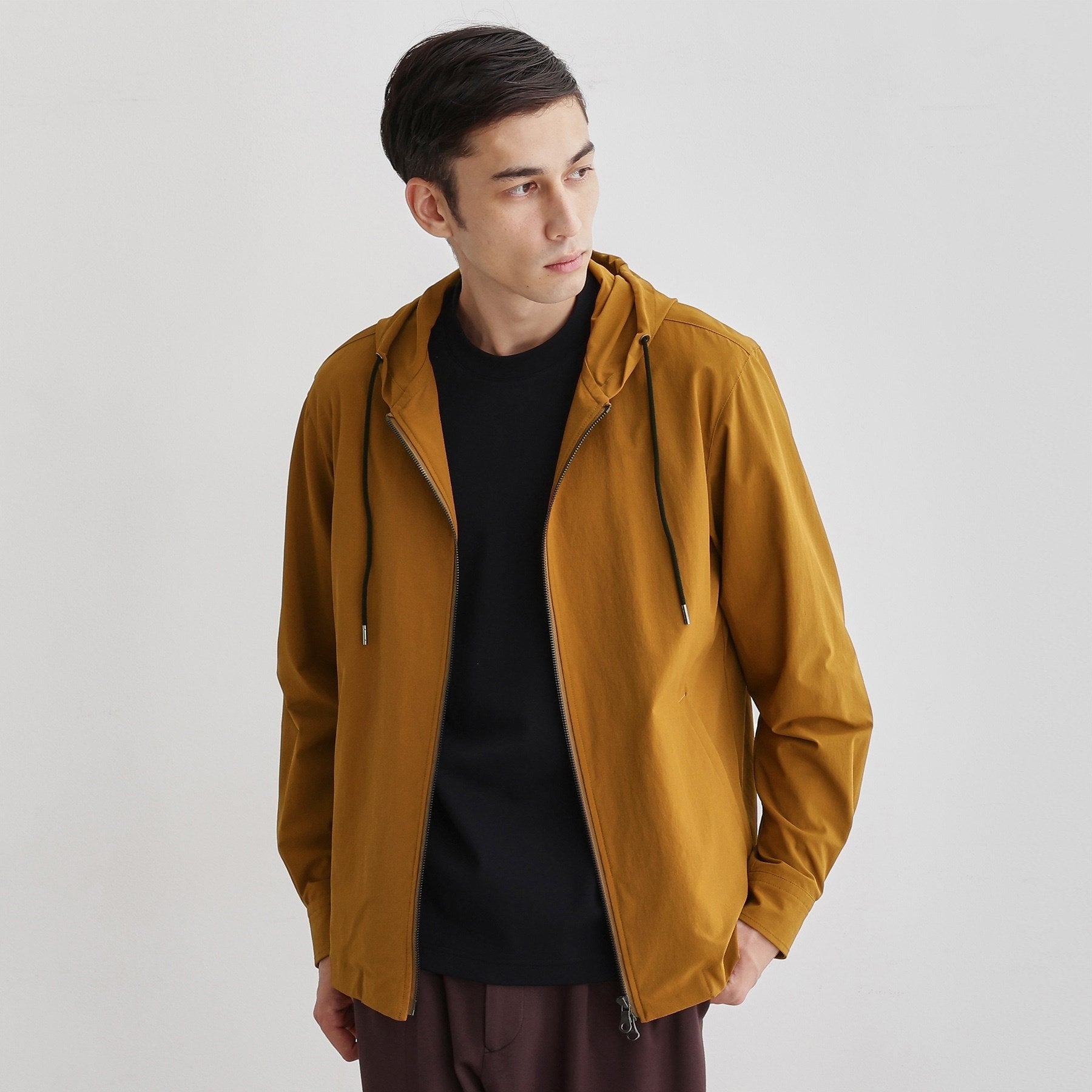 タケオキクチ TAKEO KIKUCHI 【Sサイズ~】360°ストレッチ ジップアップフードブルゾン (ブラック(019)) ブラック(019)