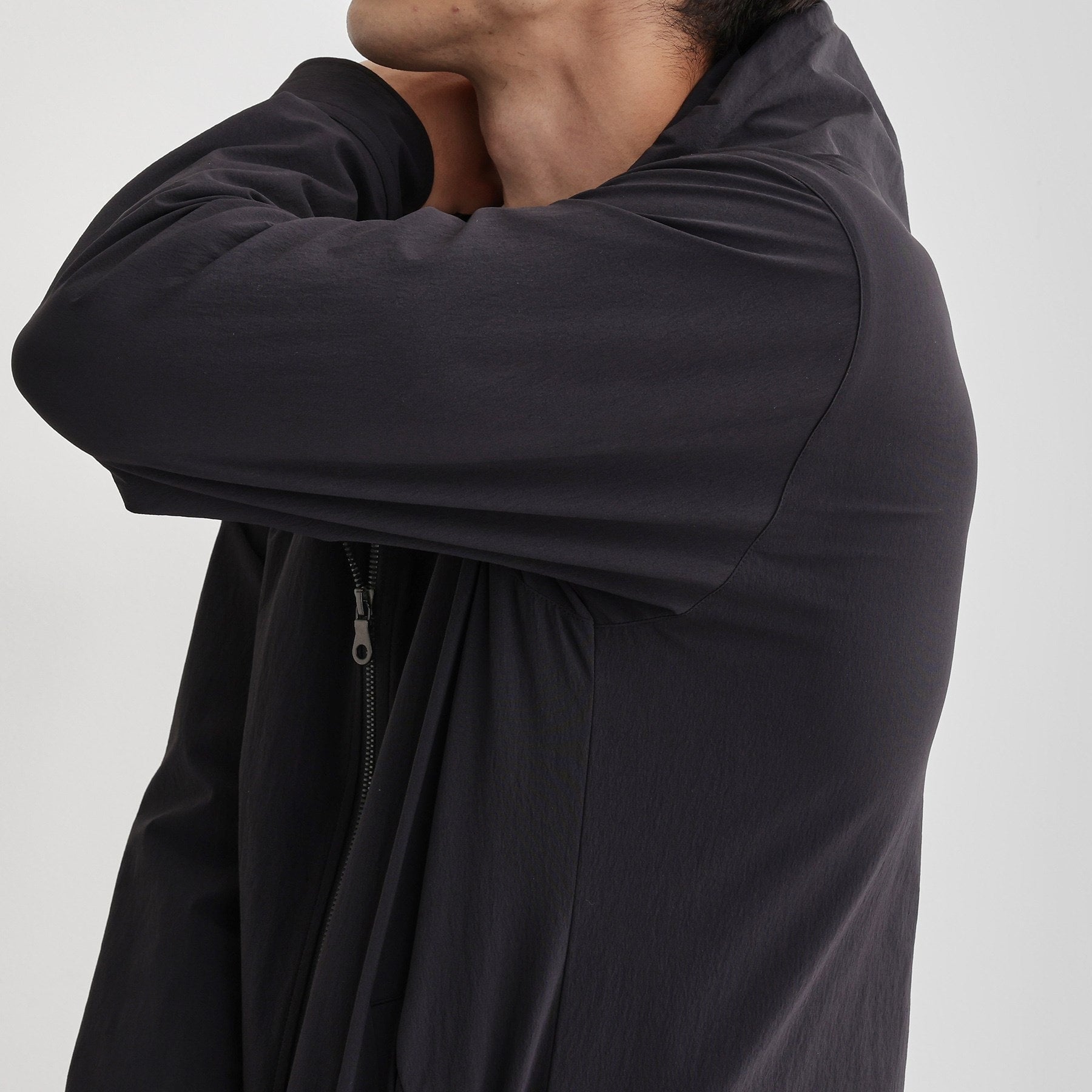 タケオキクチ TAKEO KIKUCHI 【Sサイズ~】360°ストレッチ ジップアップフードブルゾン (ブラック(019)) ブラック(019)