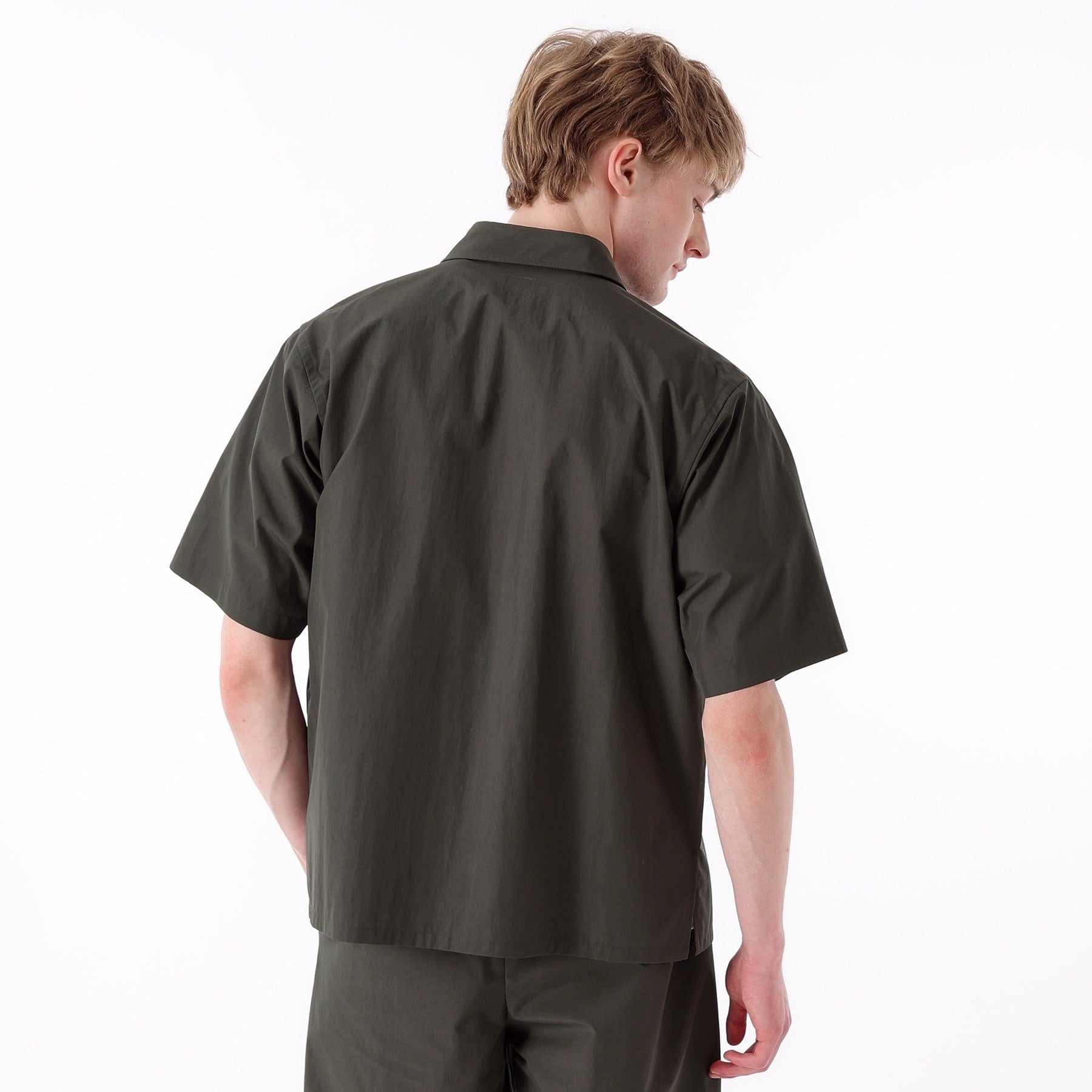 タケオキクチ TAKEO KIKUCHI 【THE FLAGSHIP】ウェザークロス シャツ (ライトベージュ(051)) ライトベージュ(051)