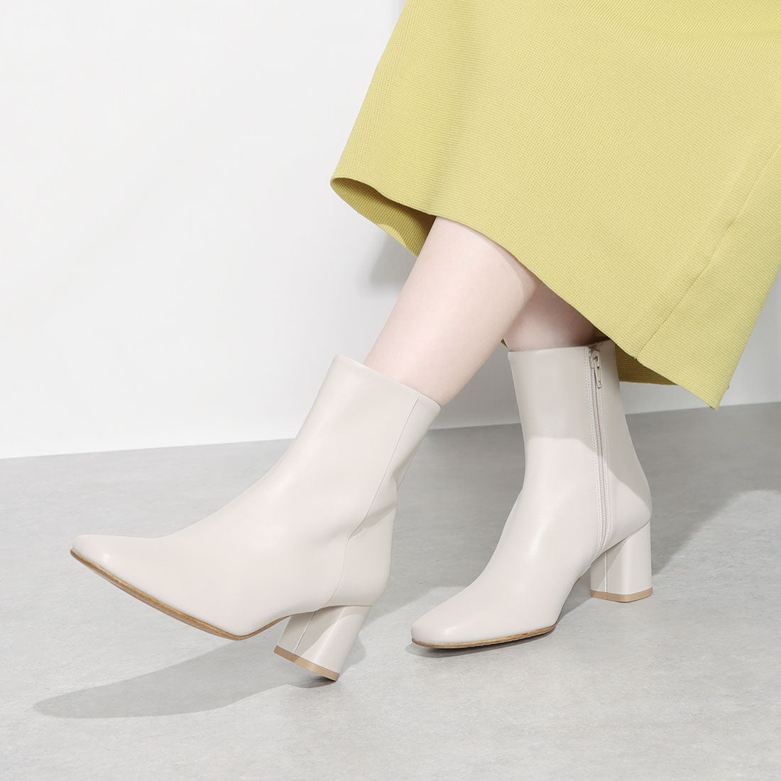 タラントン バイ ダイアナ TALANTON by DIANA スクエアトゥショートブーツ