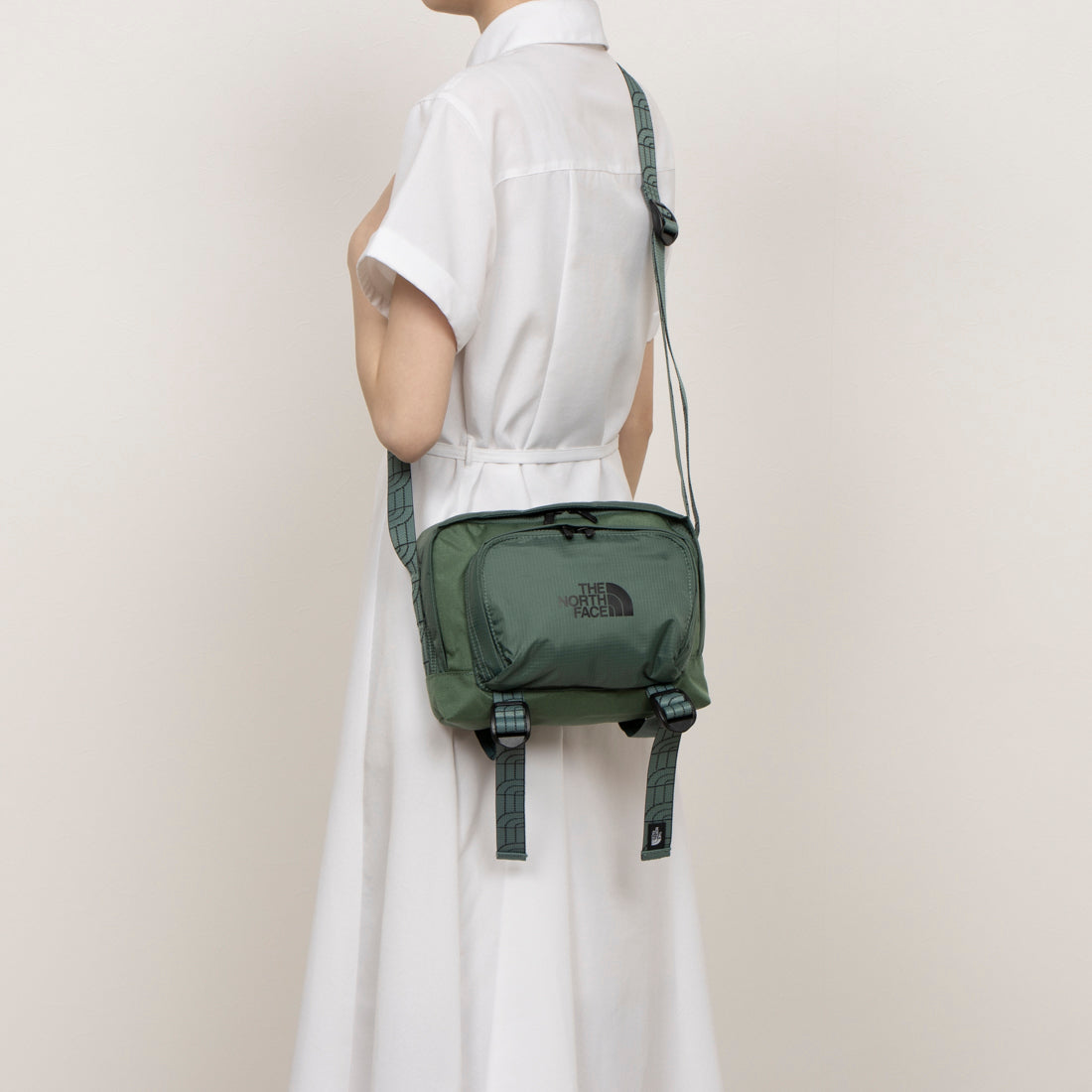ザ・ノース・フェイス THE NORTH FACE THE NORTH FACE ザ ノースフェイス メンズ レディース ショルダーバッグ CITY SHOULDER BAG シティー ポーチ (ブラック) ブラック