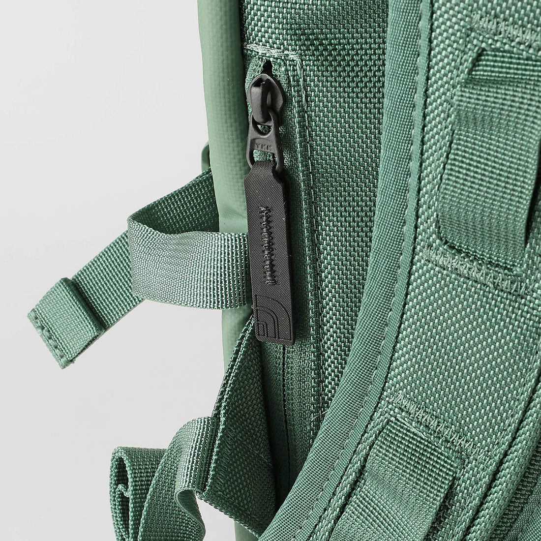 ザ・ノース・フェイス THE NORTH FACE リュックサック ベースキャンプ FUSE BOX NF0A3KVR LFW DUCK GREEN (ダックグリーン) ダックグリーン
