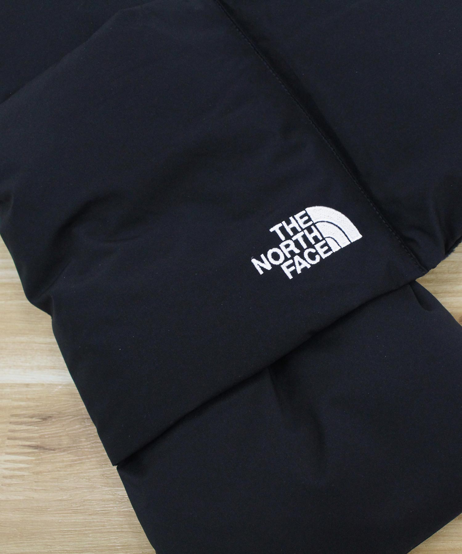 ザ・ノース・フェイス THE NORTH FACE Tボール マフラー T-BALL MUFFLER Korea Line 韓国限定ライン メンズ レディース ユニセックス ブランド オシャレ 小物 ギフト プレゼント 秋冬 (2-ブラック) 2-ブラック