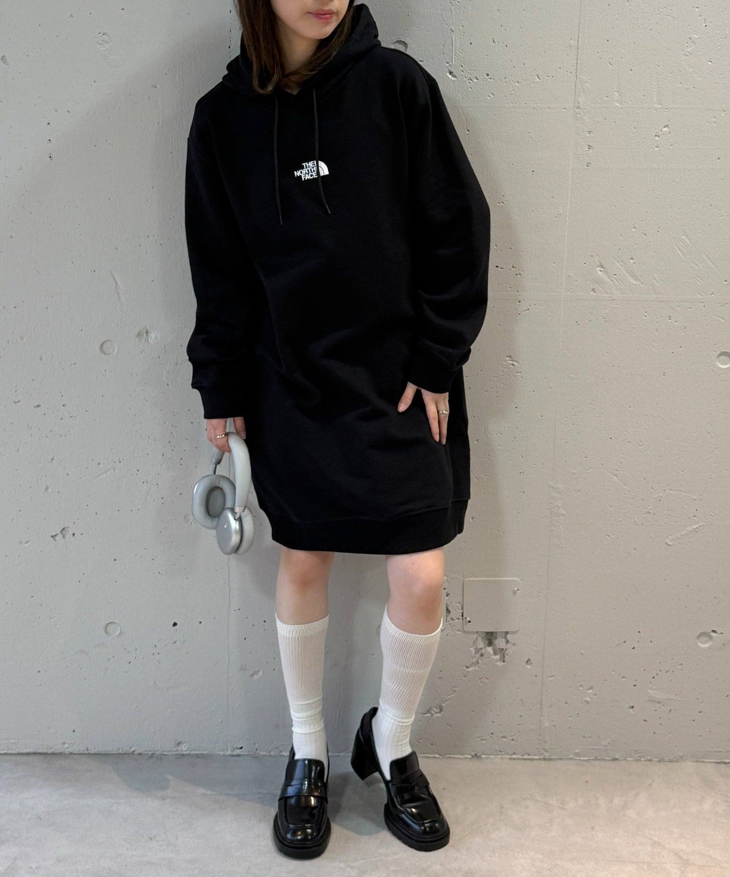 ザ・ノース・フェイス THE NORTH FACE 8EEE/W ESSENTIAL RELAXED HOODED DRESS パーカースウェットワンピース (ブラック) ブラック