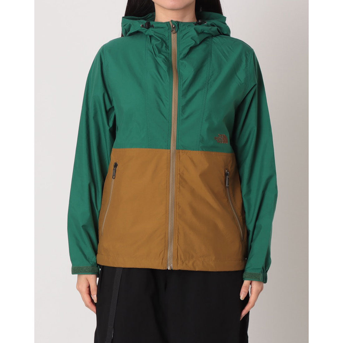 ザ・ノース・フェイス THE NORTH FACE コンパクトジャケット ジャケット (ホワイトデューン×Cカーキ) ホワイトデューン×Cカーキ