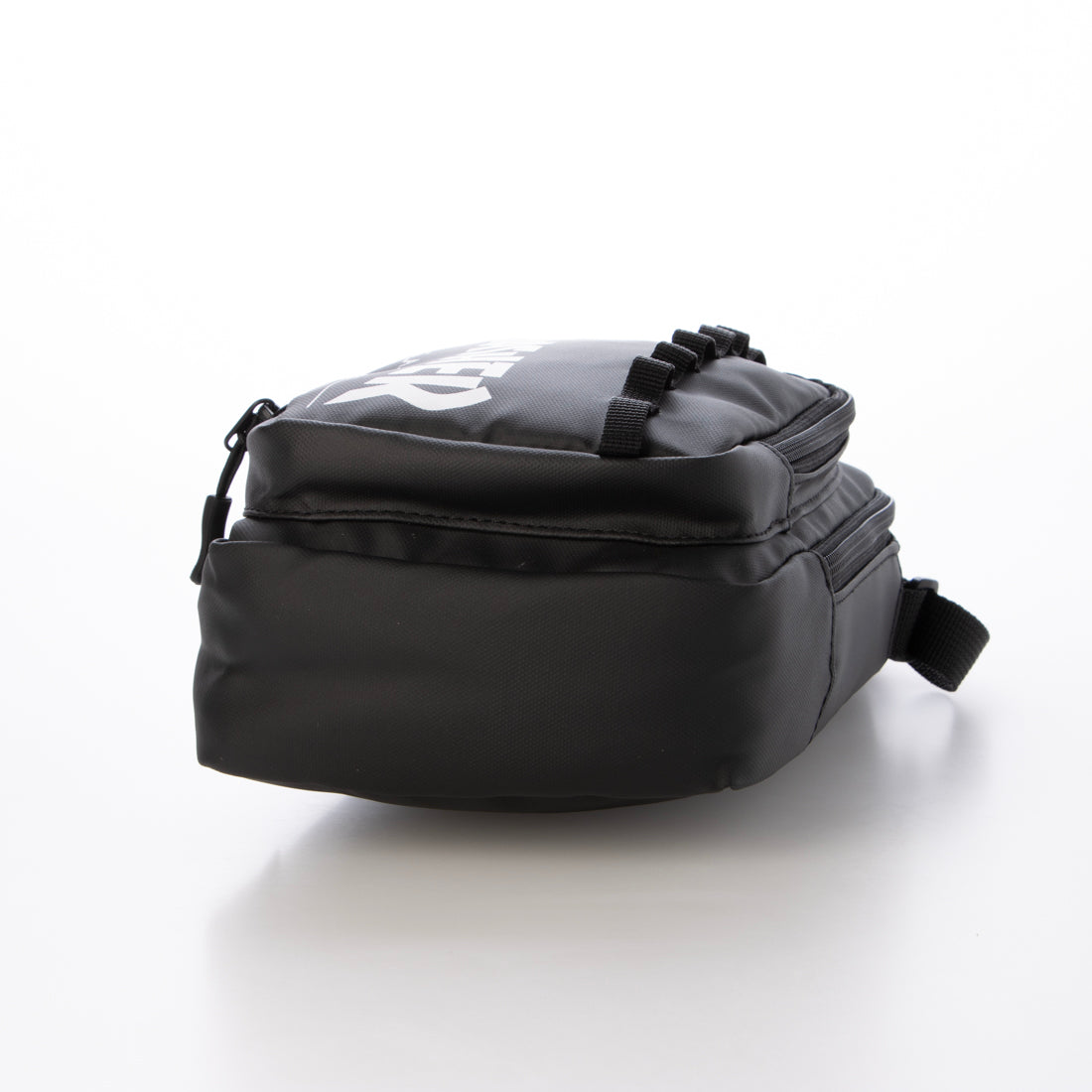 スラッシャー THRASHER THRASHER TH-T 縦型ショルダーバッグ (BLACKWHITE) BLACKWHITE