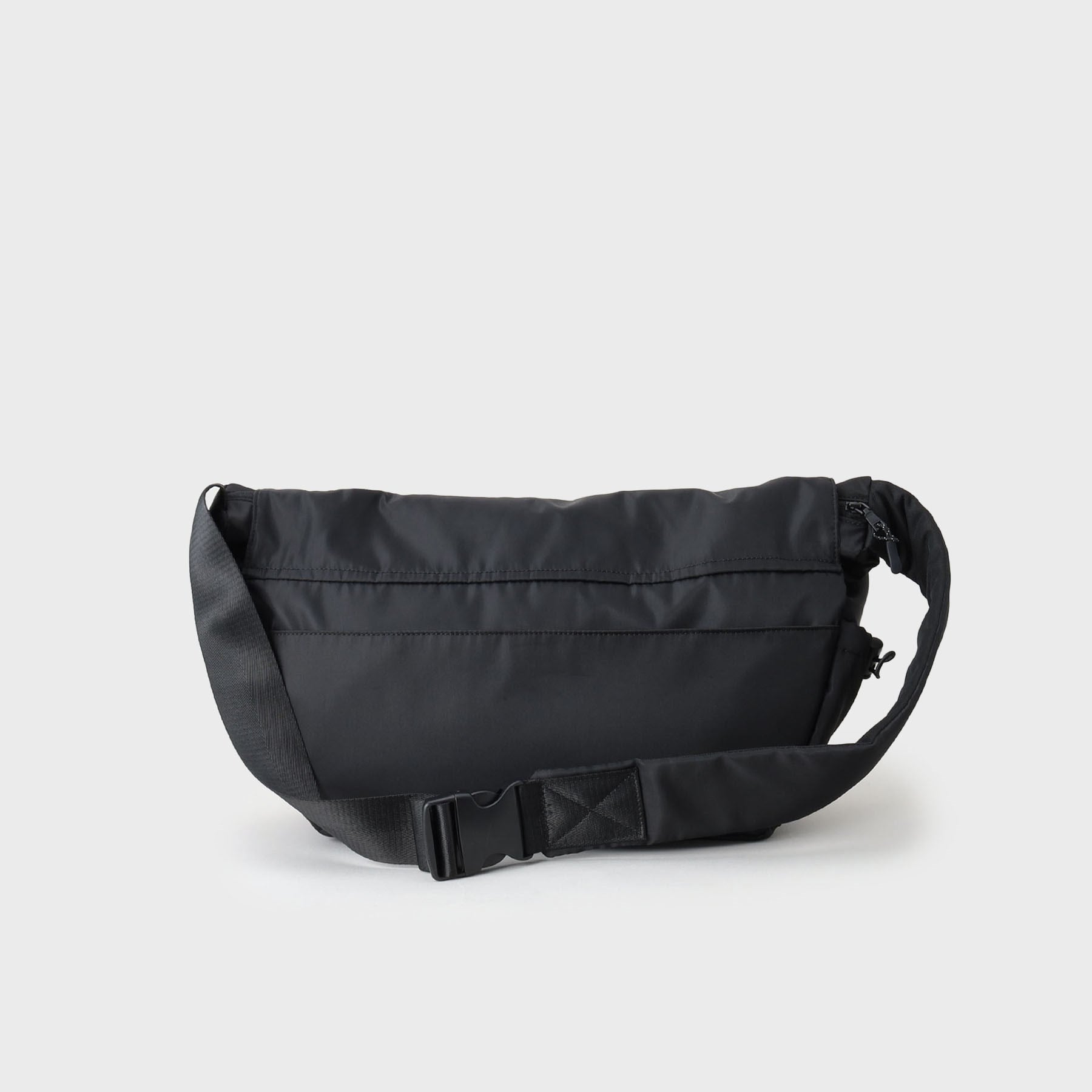 ザ ショップ ティーケー(メンズ) THE SHOP TK(Men) メタルバックルメッセンジャーバッグ (ブラック(019)) ブラック(019)