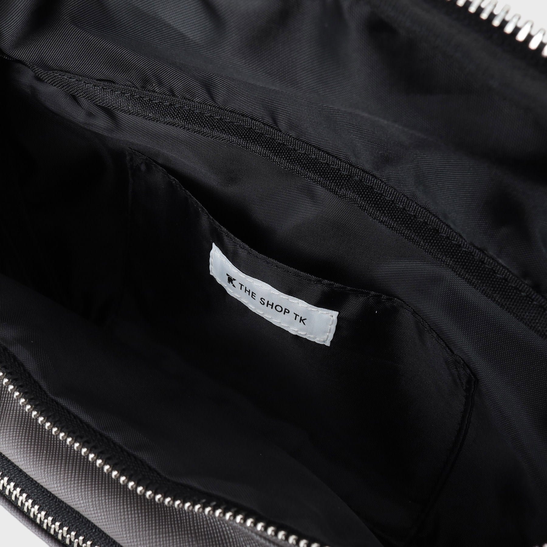 ザ ショップ ティーケー(メンズ) THE SHOP TK(Men) 2ポケットシュリンクボディバッグ (ブラック(019)) ブラック(019)