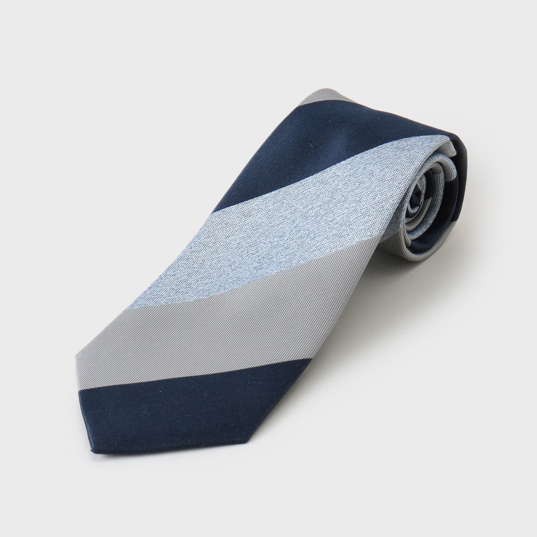 ザ ショップ ティーケー(メンズ) THE SHOP TK(Men) 3段ストライプ柄ネクタイ (ネイビー(394)) ネイビー(394)