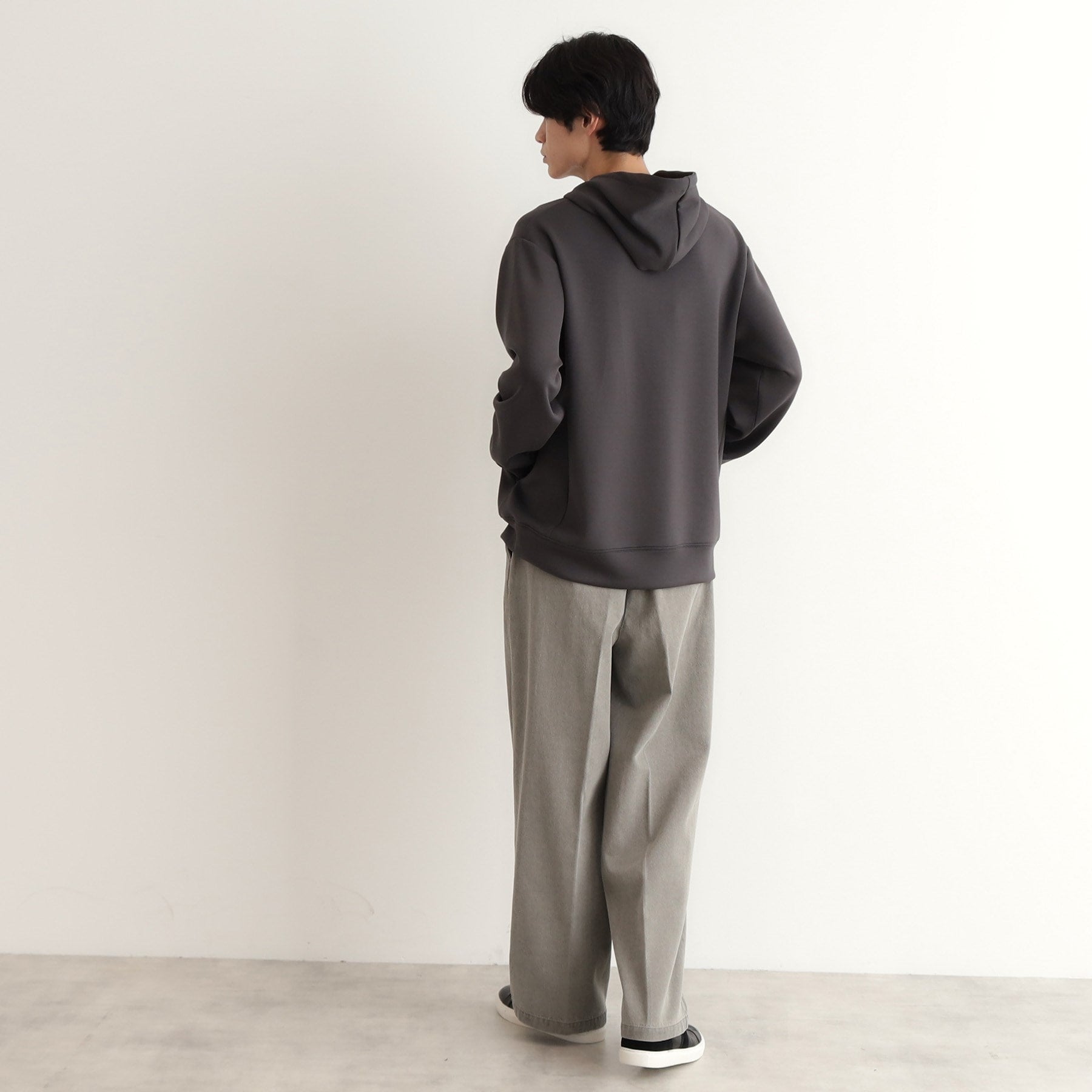 ザ ショップ ティーケー(メンズ) THE SHOP TK(Men) ツータックワイドストレートスラックス ツイル/デニム (チャコールグレー(014)) チャコールグレー(014)