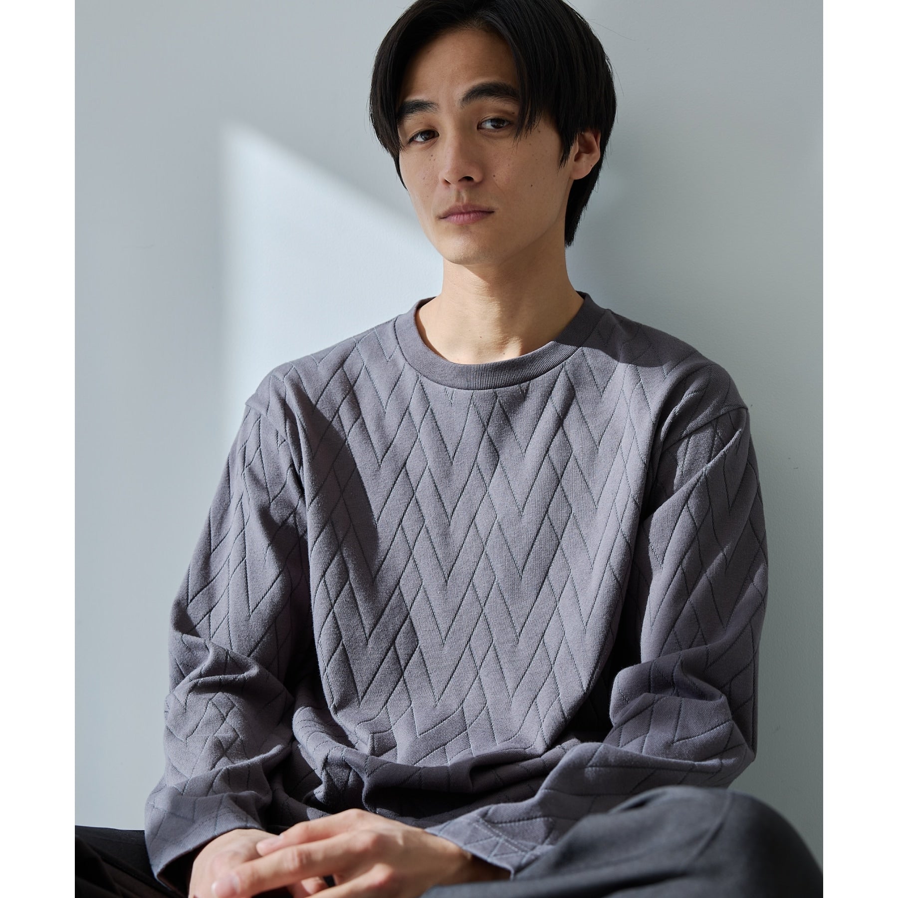 ザ ショップ ティーケー(メンズ) THE SHOP TK(Men) ジオメトリックリンクス長袖Tシャツ ON/OFF兼用 (オフホワイト(003)) オフホワイト(003)