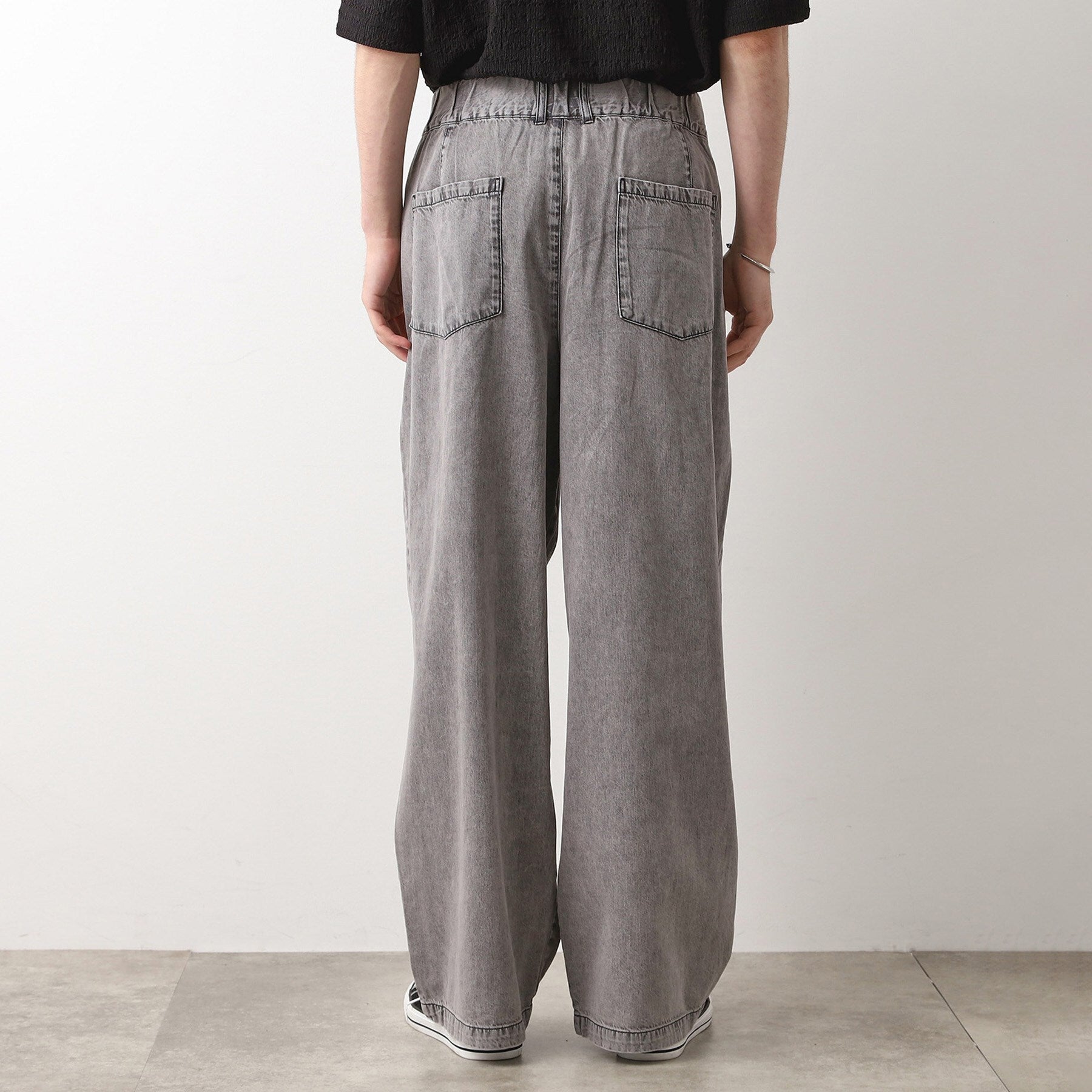 ザ ショップ ティーケー(メンズ) THE SHOP TK(Men) ツータックワイドデニムパンツ (ライトグレー(011)) ライトグレー(011)