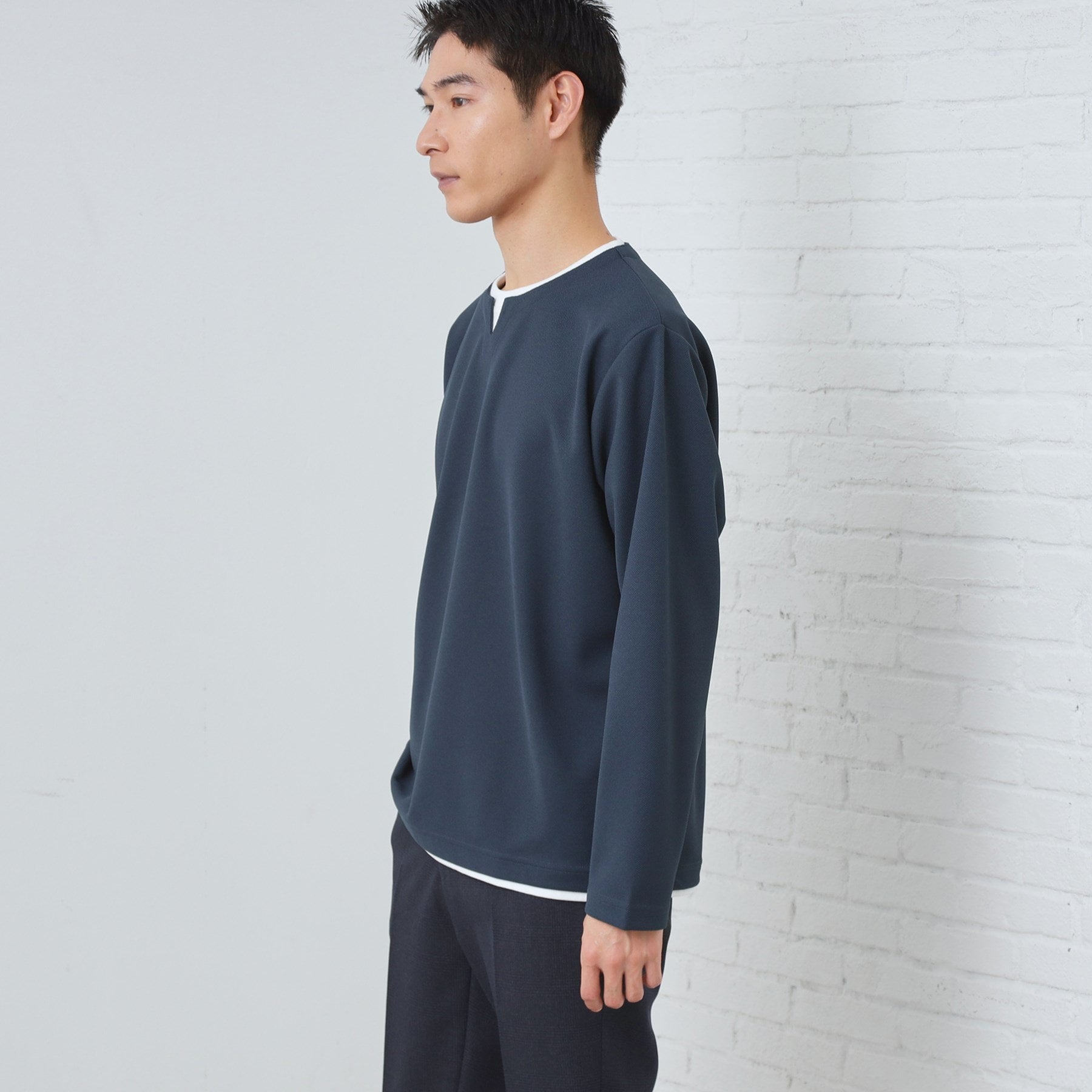 ザ ショップ ティーケー(メンズ) THE SHOP TK(Men) 【1枚で決まる!】キーネックフェイクレイヤード長袖Tシャツ (オフホワイト(003)) オフホワイト(003)