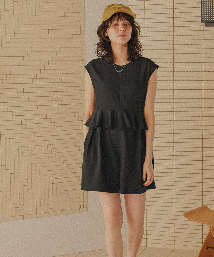 ティティベイト titivate ペプラムフレアデザインオールインワン/ワンピース水着 【返品不可商品】 (バニラ) バニラ