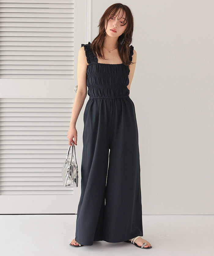 ティティベイト titivate 楽ちんきれいショルダーフリルシャーリングオールインワン (ネイビー) ネイビー