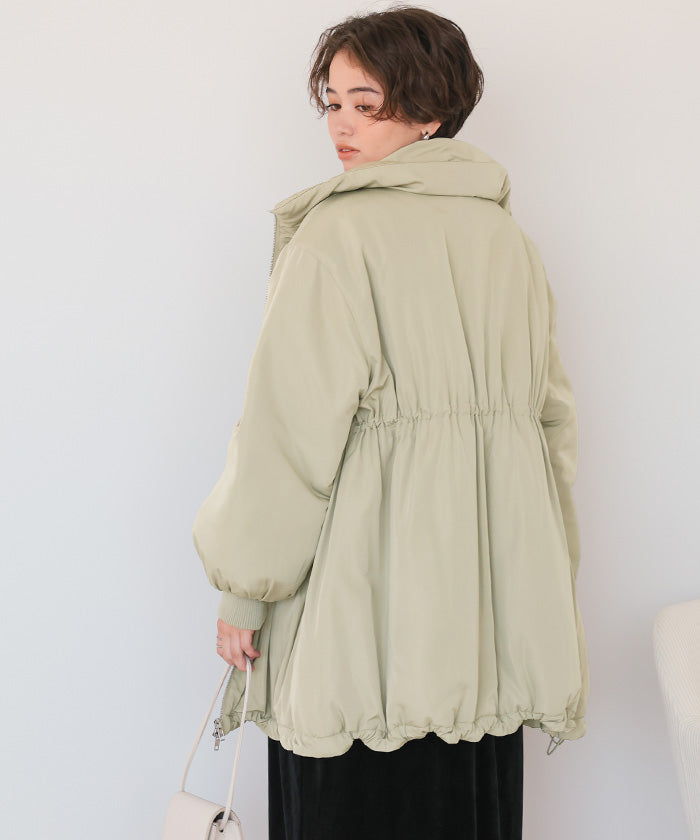 ティティベイト titivate ウエストドローストリングハイネック中綿ジャケット (ライトベージュ) ライトベージュ