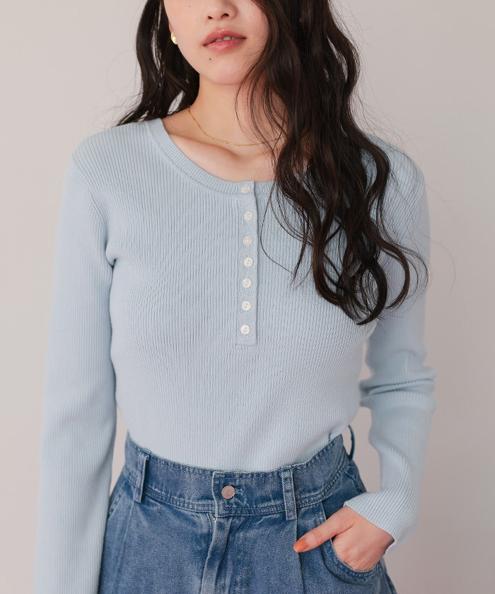 ティティベイト titivate 前後2wayUVケア/抗ピルヘンリーネックリブニット (ライトブラウン) ライトブラウン