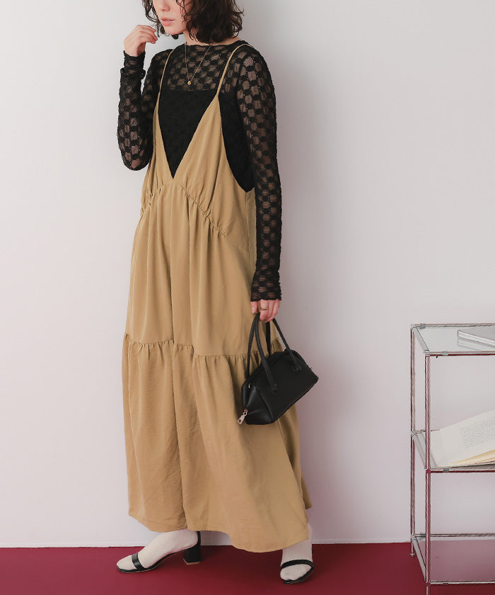 ティティベイト titivate Vネックフレアシルエットキャミソールワンピース (ブラック) ブラック