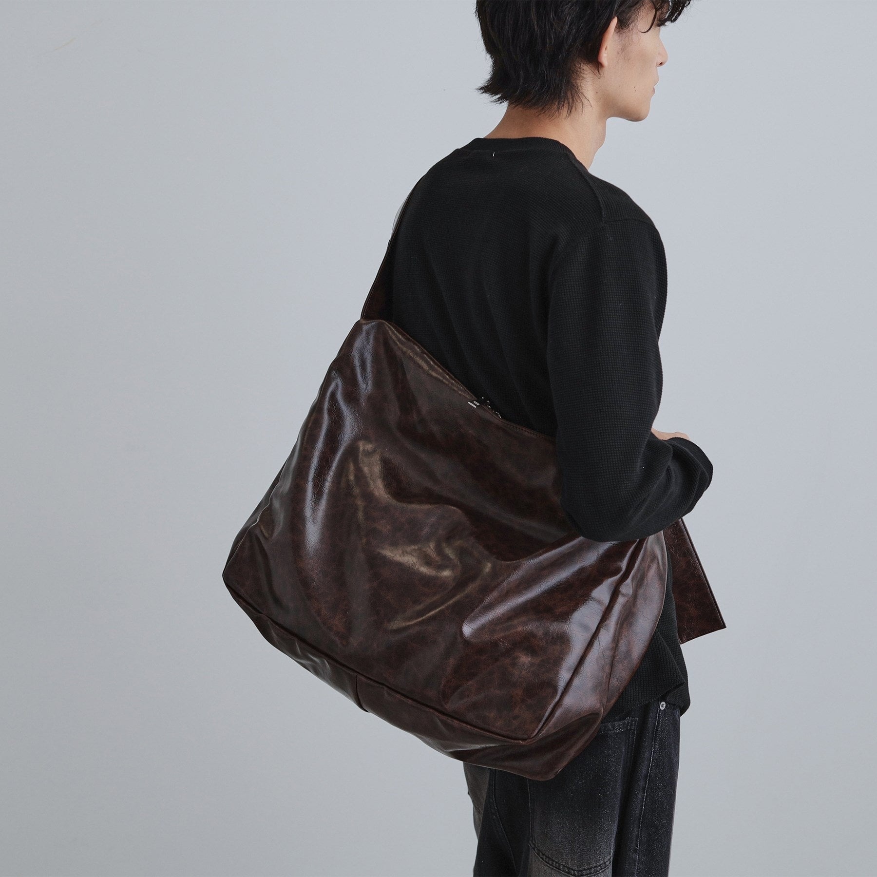 ティーケー タケオ キクチ tk.TAKEO KIKUCHI ルーズビッグショルダーバッグ/たすき掛け/ビッグ/A3サイズ収納可能 (ブラウン(944)) ブラウン(944)