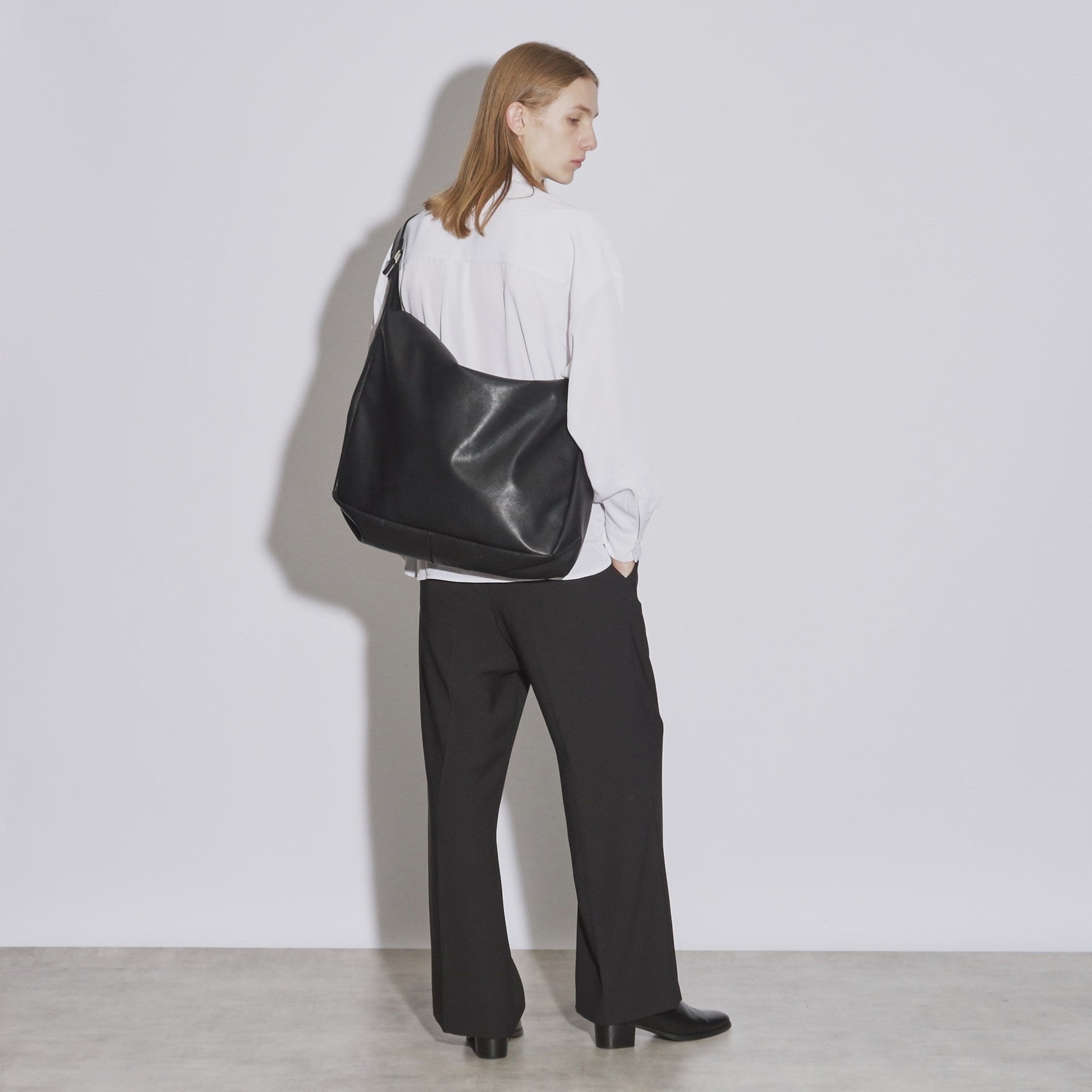 ティーケー タケオ キクチ tk.TAKEO KIKUCHI ルーズビッグショルダーバッグ/たすき掛け/ビッグ/A3サイズ収納可能 (ブラウン(944)) ブラウン(944)