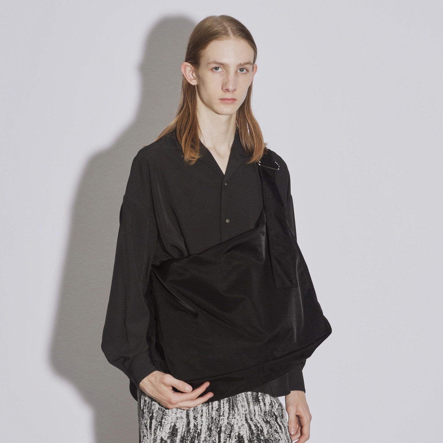 ティーケー タケオ キクチ tk.TAKEO KIKUCHI ルーズビッグショルダーバッグ/たすき掛け/ビッグ/A3サイズ収納可能 (ブラウン(944)) ブラウン(944)