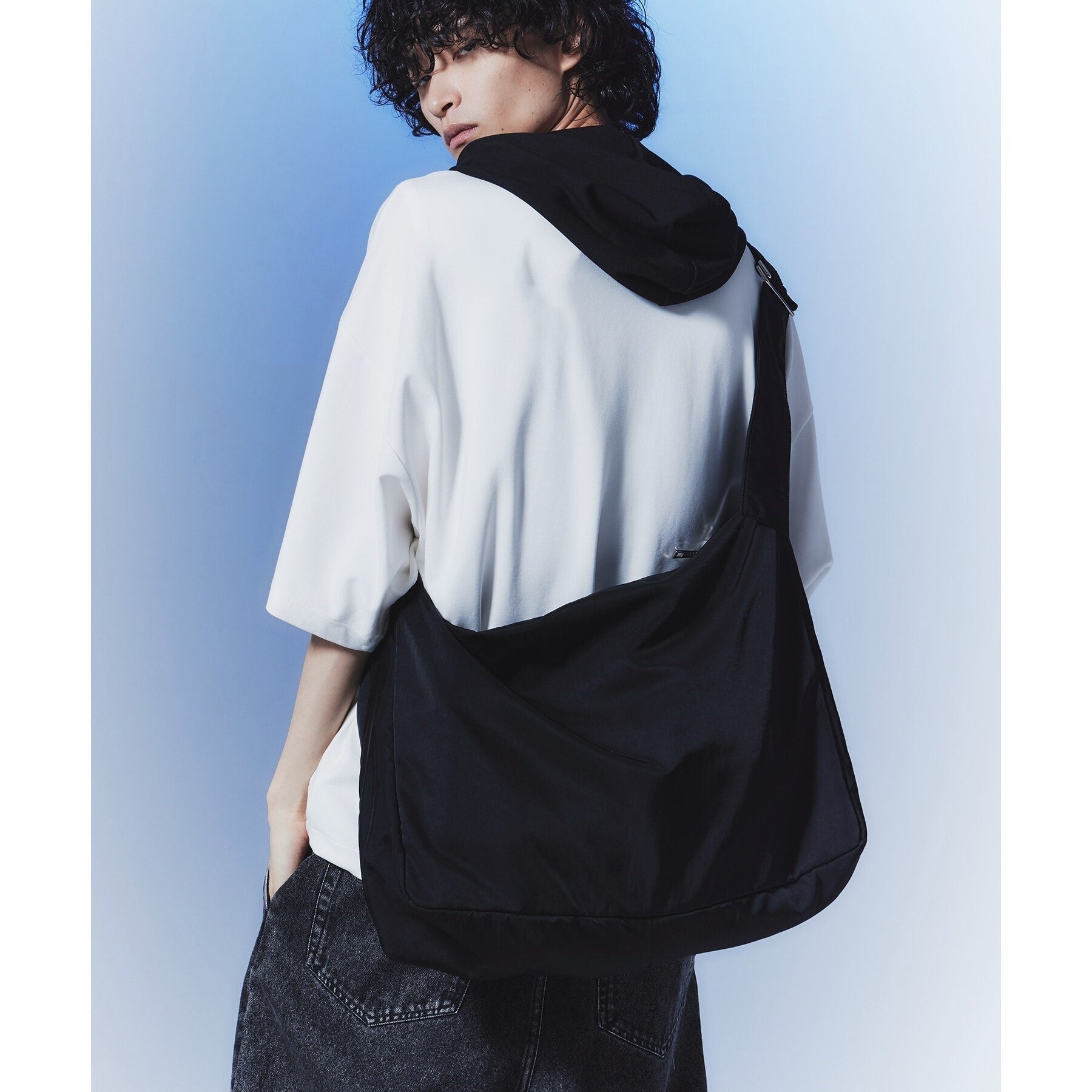 ティーケー タケオ キクチ tk.TAKEO KIKUCHI ルーズビッグショルダーバッグ/たすき掛け/ビッグ/A3サイズ収納可能 (ブラウン(944)) ブラウン(944)