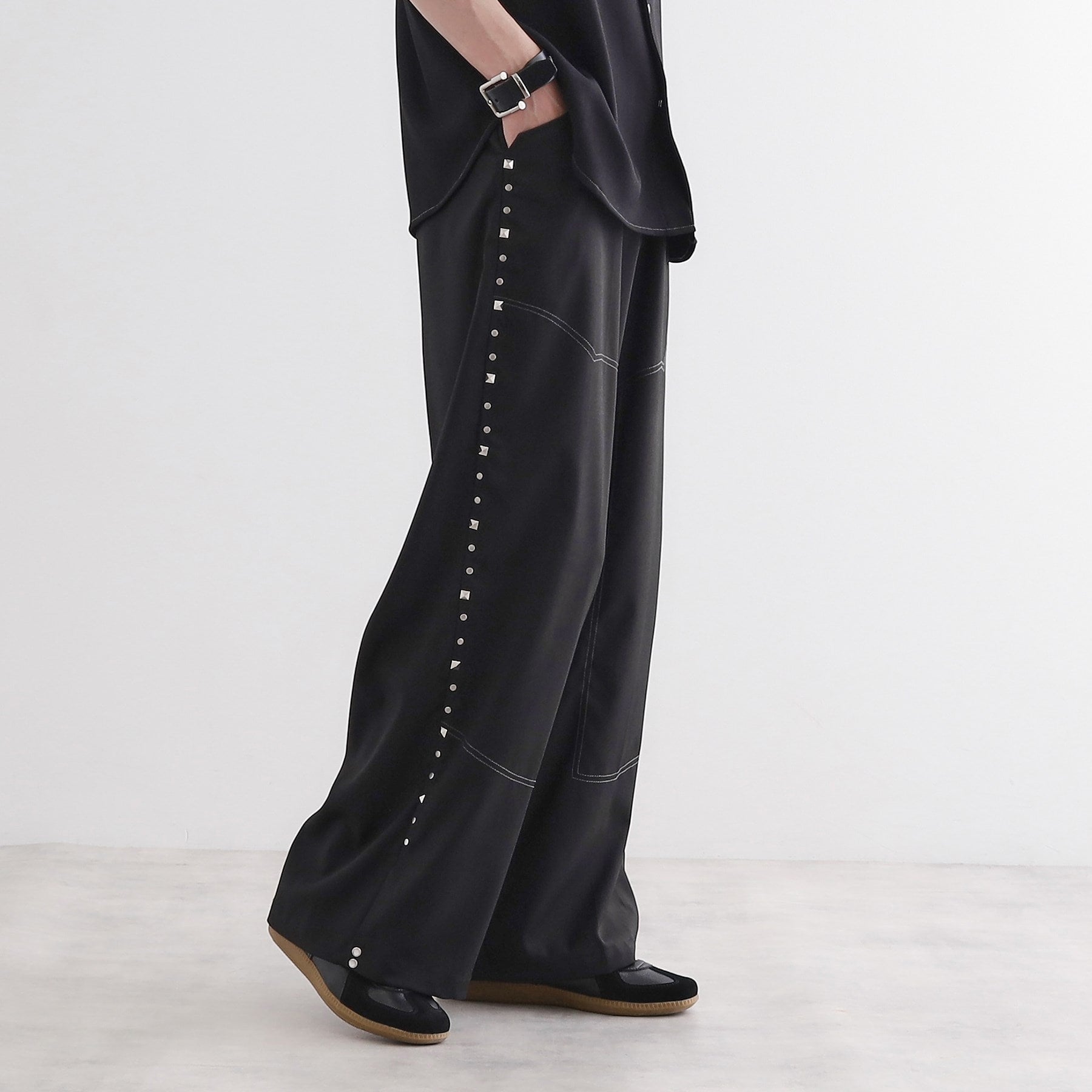 ティーケー タケオ キクチ tk.TAKEO KIKUCHI スタッズスラックス (ブラック(019)) ブラック(019)