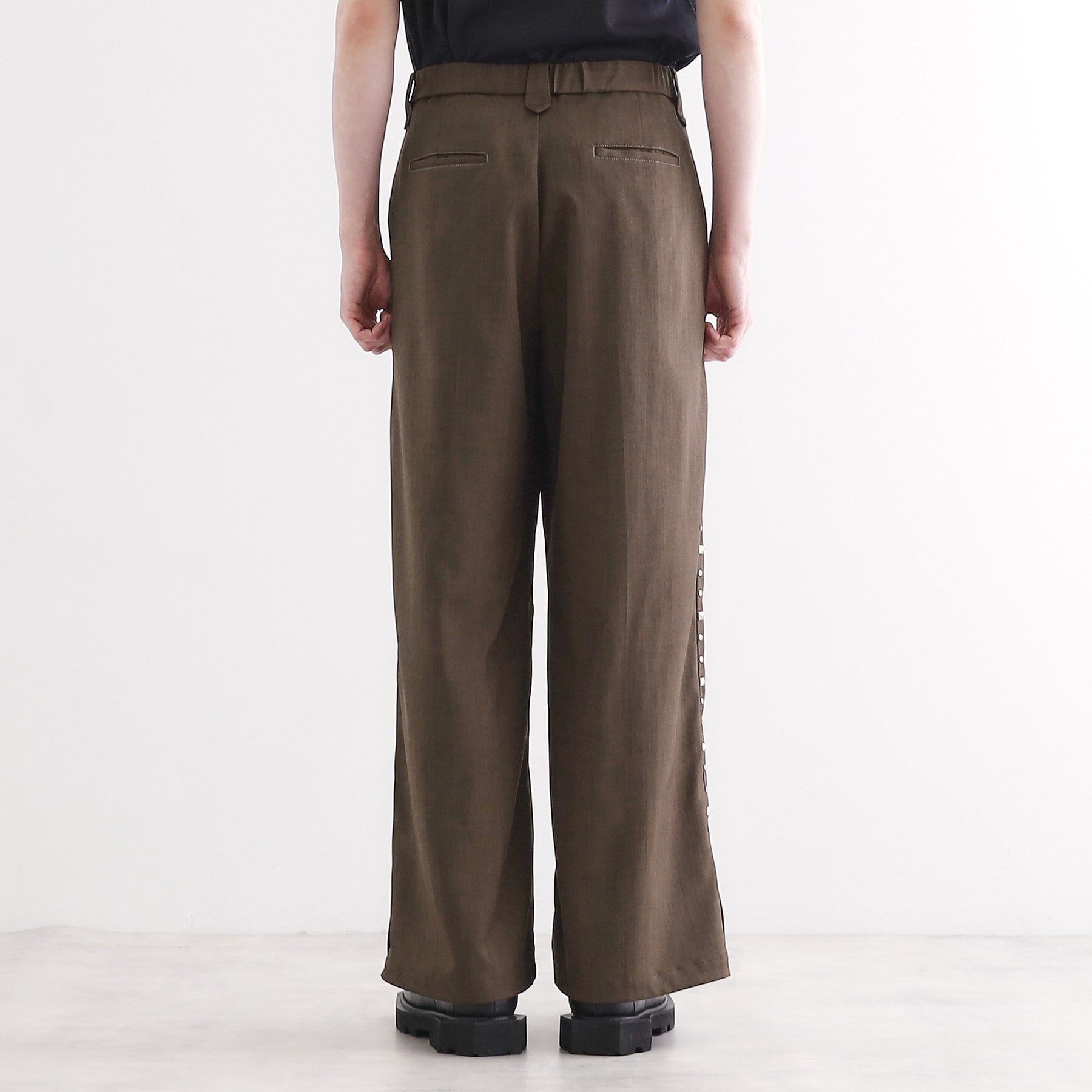 ティーケー タケオ キクチ tk.TAKEO KIKUCHI スタッズスラックス (ブラック(019)) ブラック(019)