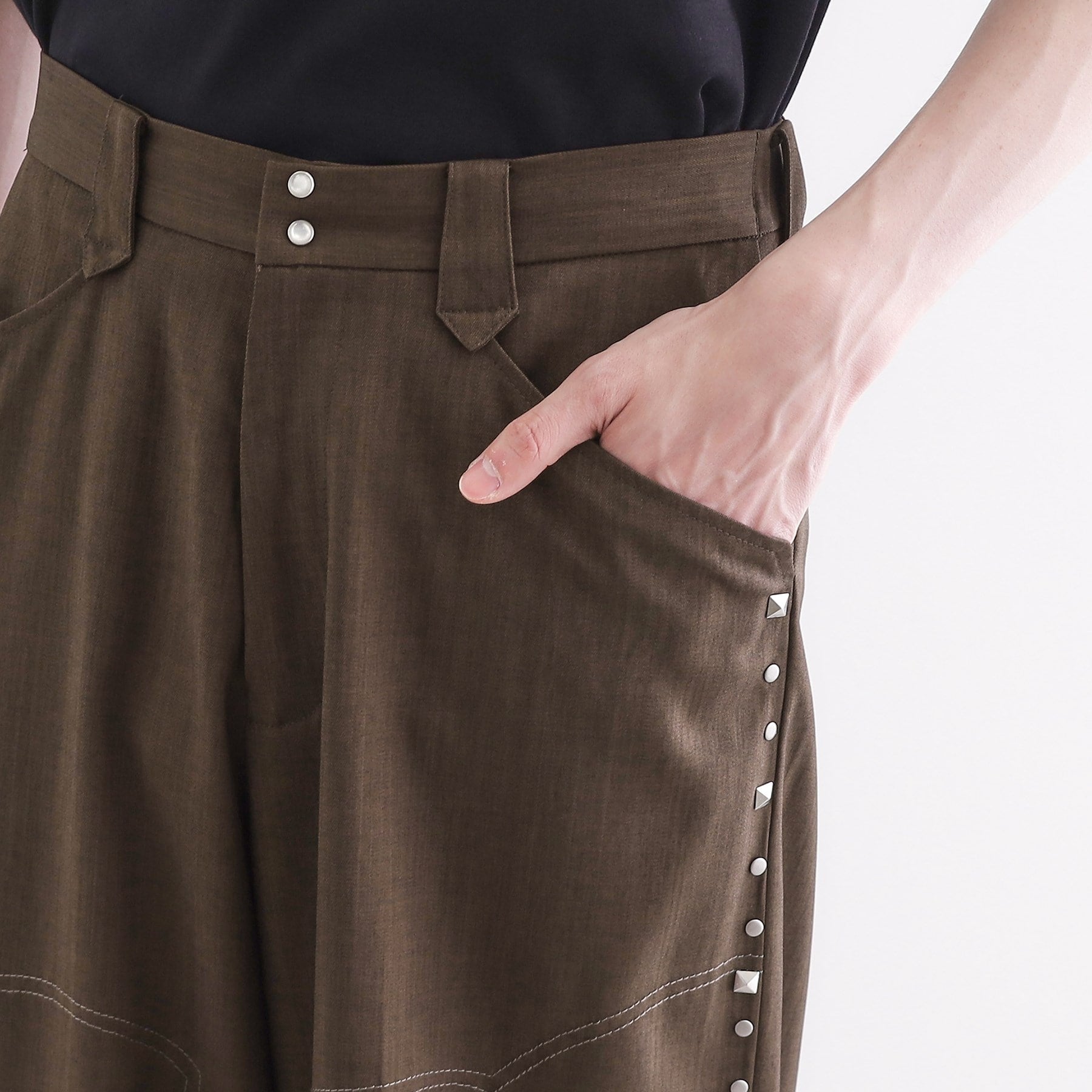 ティーケー タケオ キクチ tk.TAKEO KIKUCHI スタッズスラックス (ブラック(019)) ブラック(019)