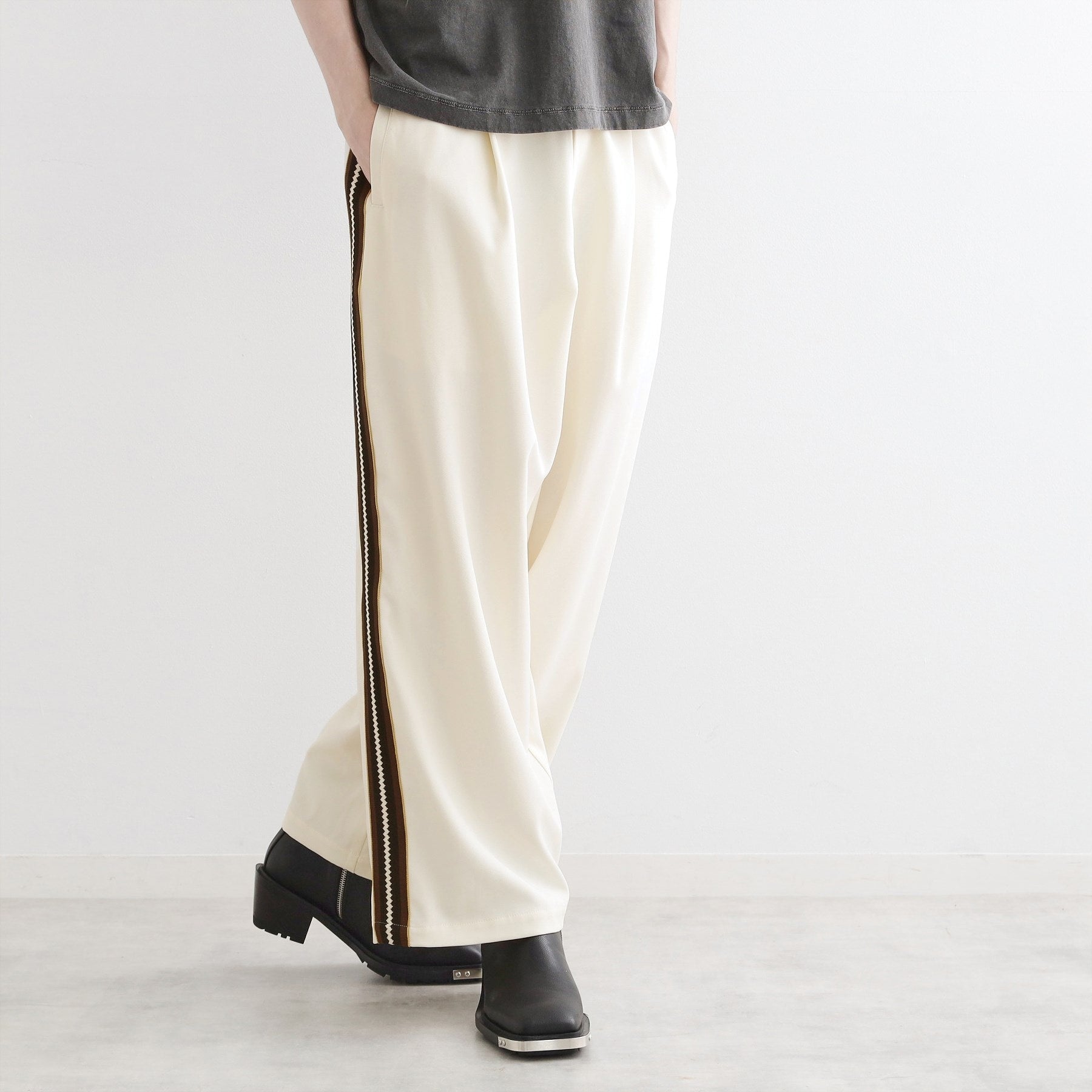 ティーケー タケオ キクチ tk.TAKEO KIKUCHI ラインスラックス (オフホワイト(003)) オフホワイト(003)