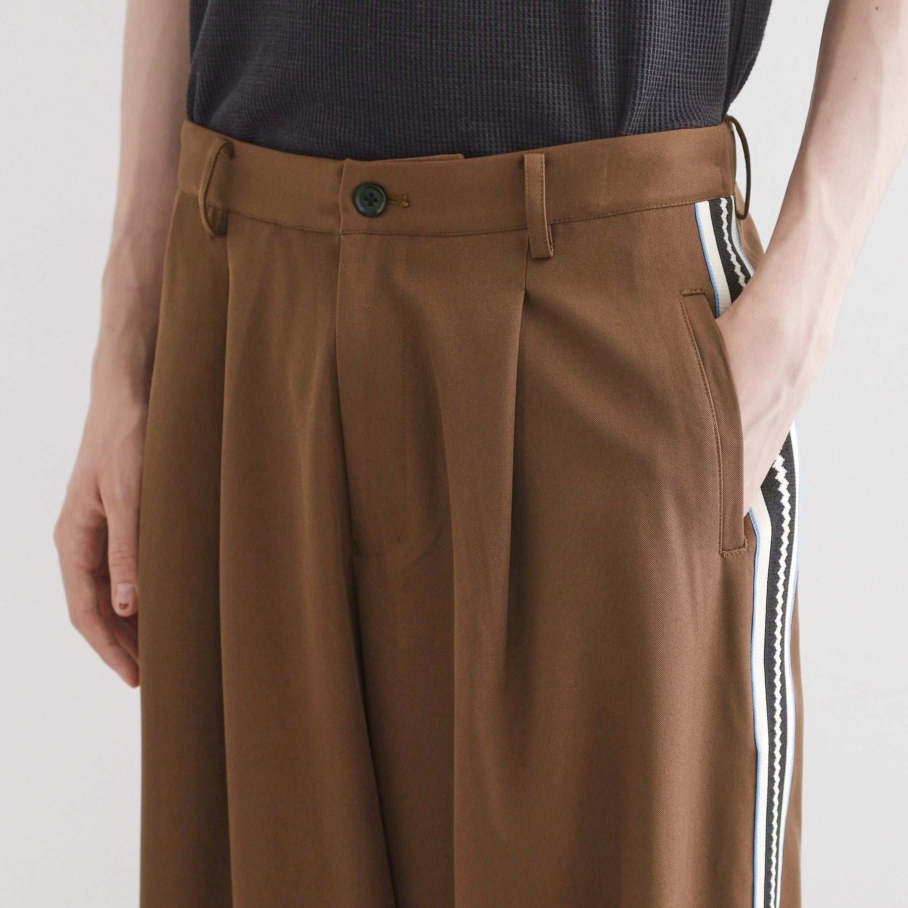 ティーケー タケオ キクチ tk.TAKEO KIKUCHI ラインスラックス (オフホワイト(003)) オフホワイト(003)