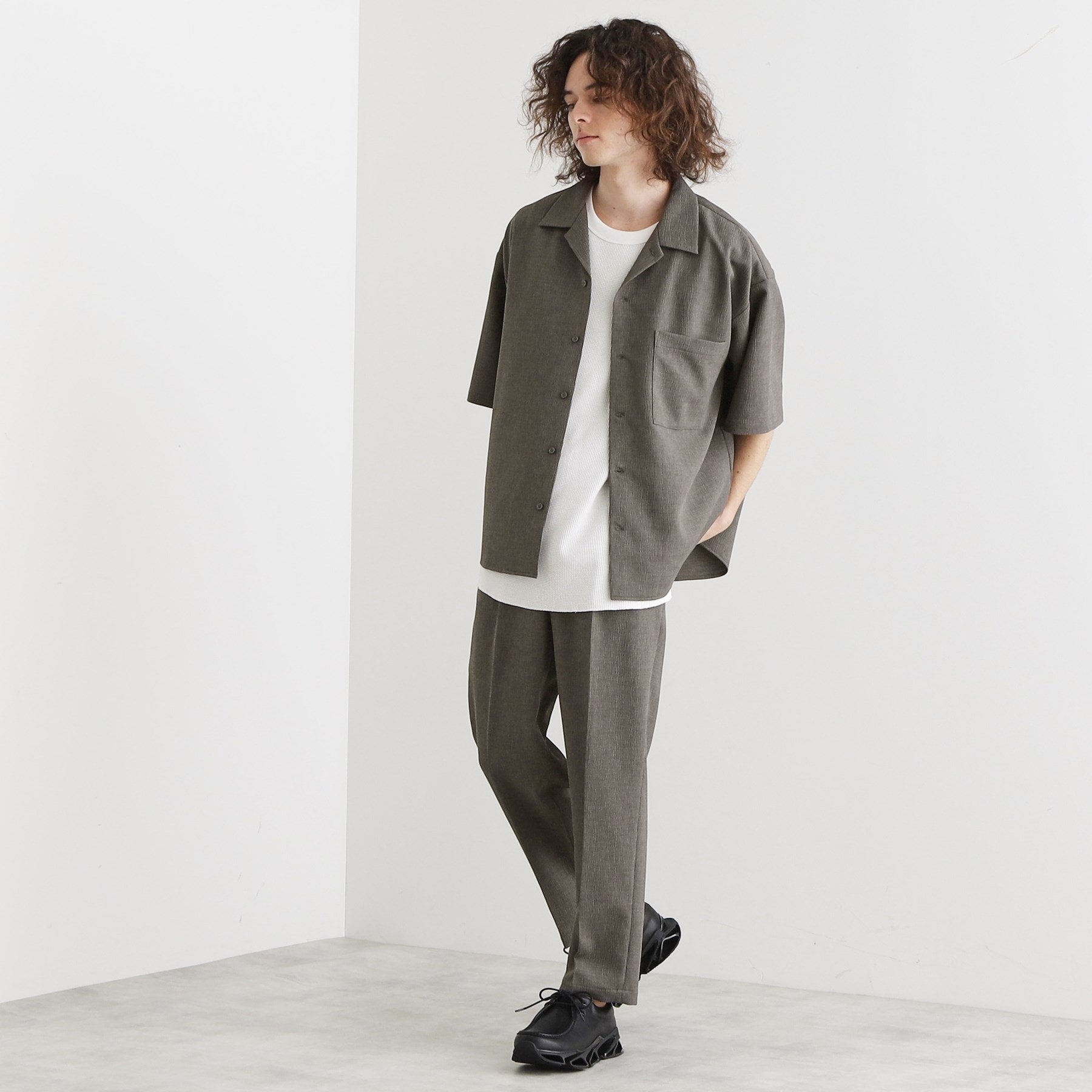 ティーケー タケオ キクチ tk.TAKEO KIKUCHI 【セットアップ対応】テッククレープルーズテーパードパンツ (ブラウン(044)) ブラウン(044)