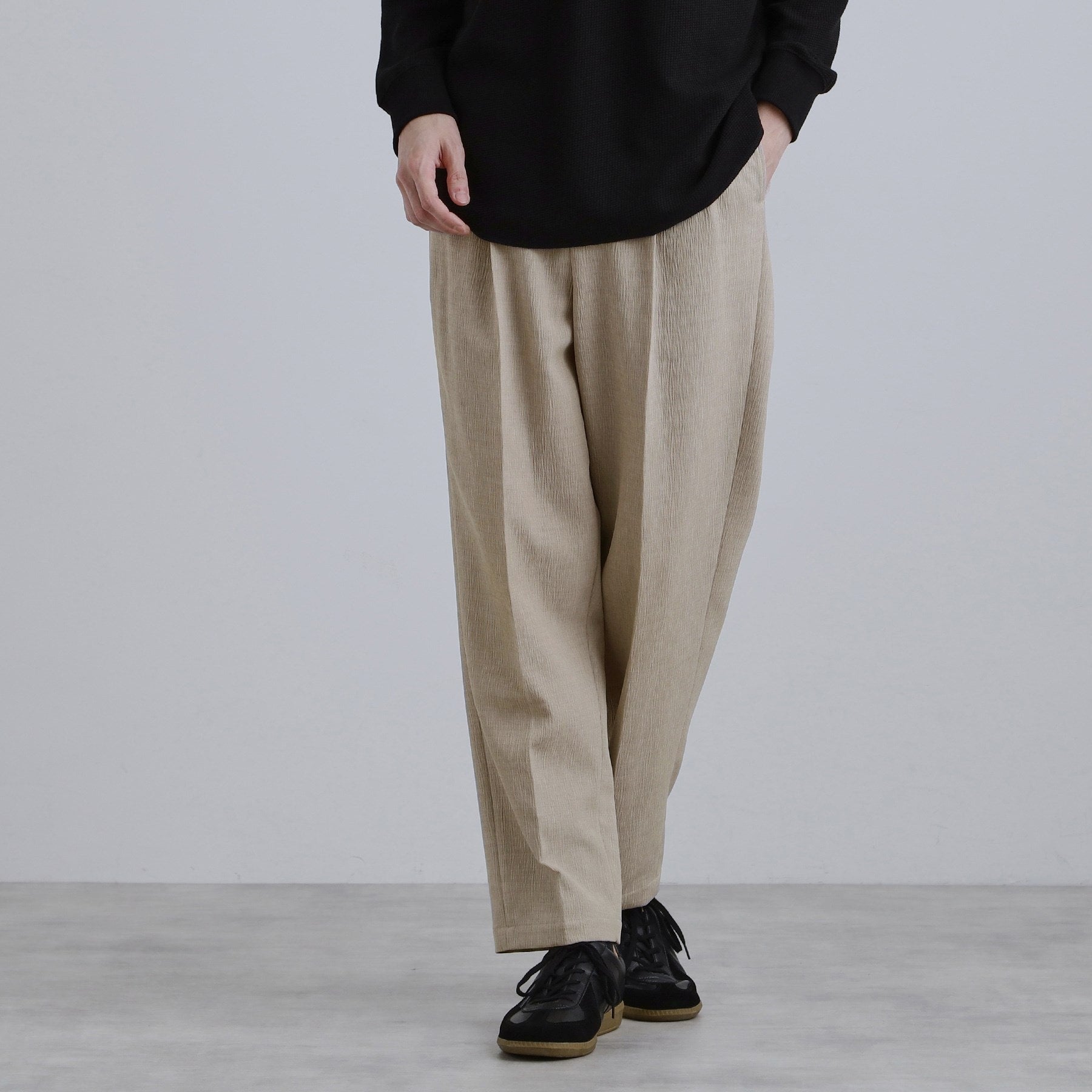 ティーケー タケオ キクチ tk.TAKEO KIKUCHI 【セットアップ対応】テッククレープルーズテーパードパンツ (ライトベージュ(051)) ライトベージュ(051)