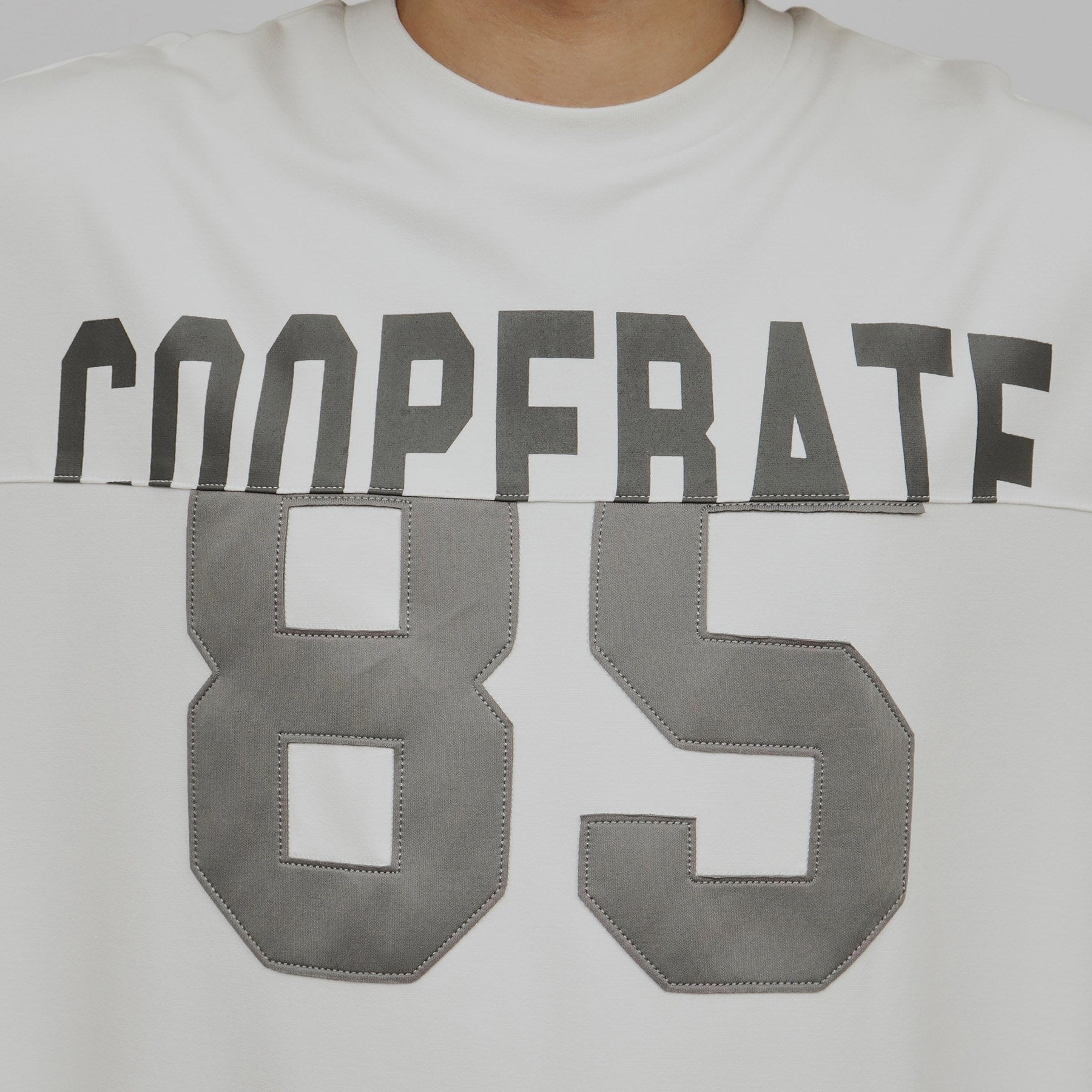 ティーケー タケオ キクチ tk.TAKEO KIKUCHI ナンバリングペイストTシャツ (オフホワイト(003)) オフホワイト(003)