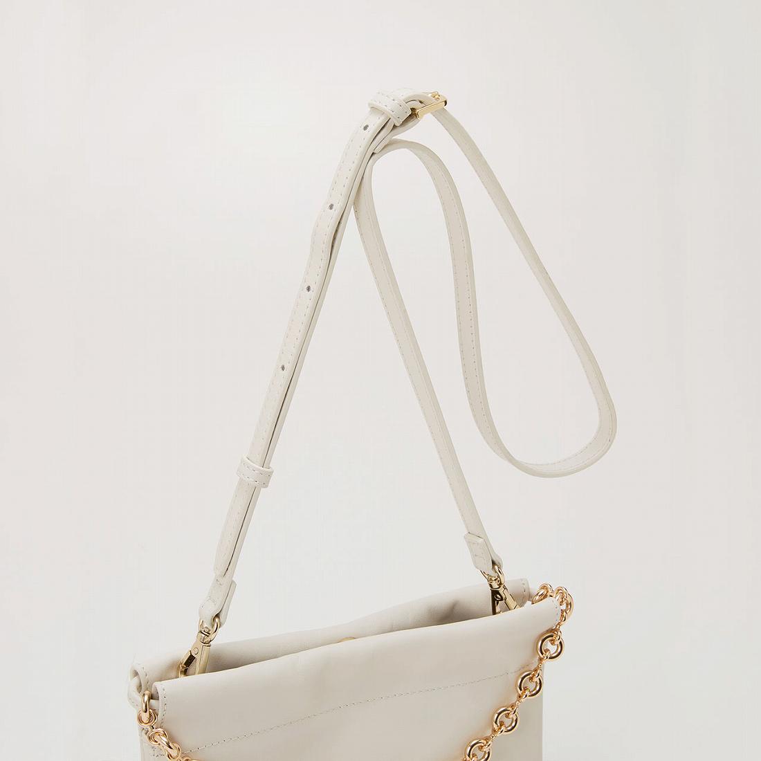 トプカピ TOPKAPI スムース レザー チェーン付き スワローマチ ミニ ショルダー バッグ (ライトベージュ) ライトベージュ